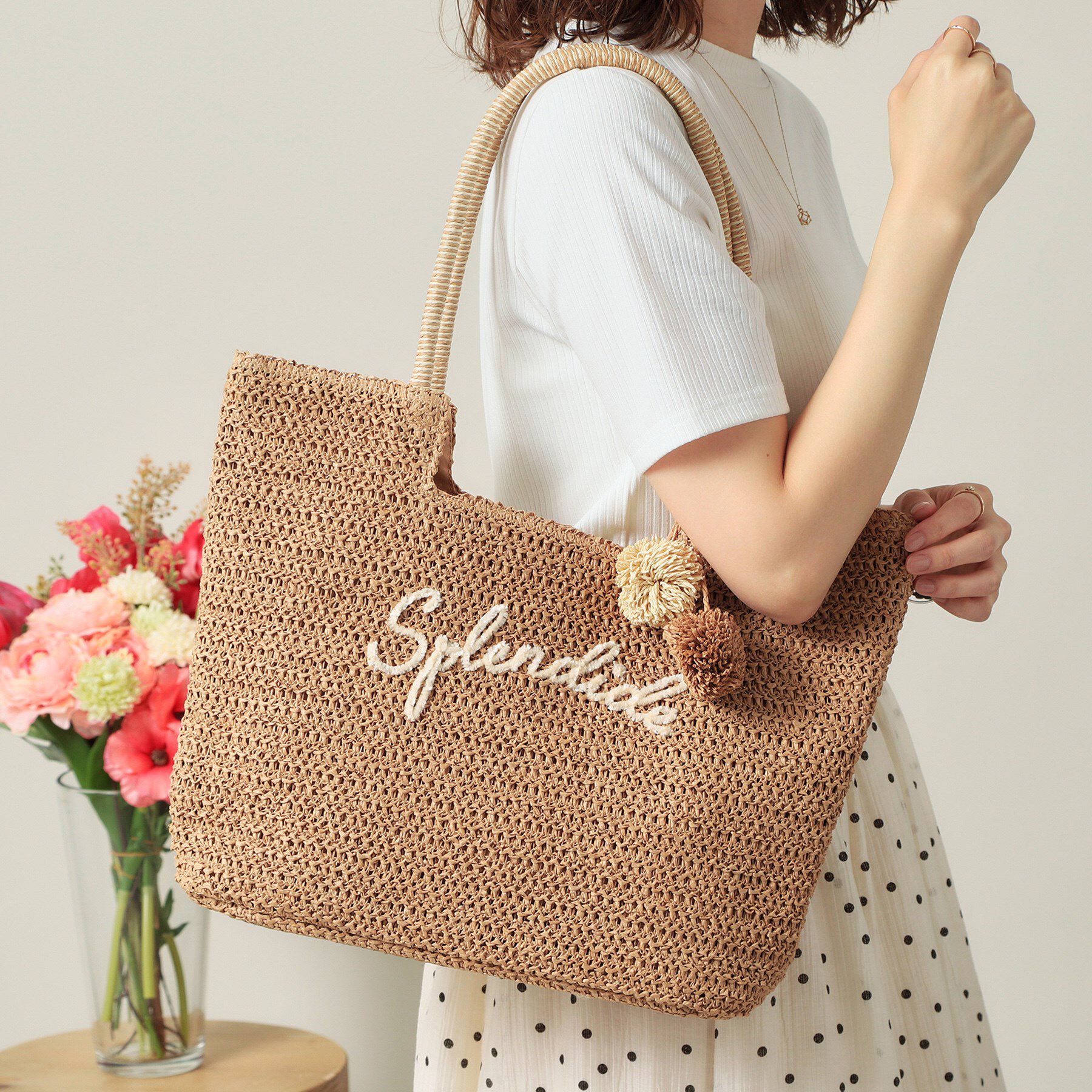 ITS&rsquo;DEMO「チャーム付ロゴ刺繍雑材トート」|トートバッグ|ベージュ(052)