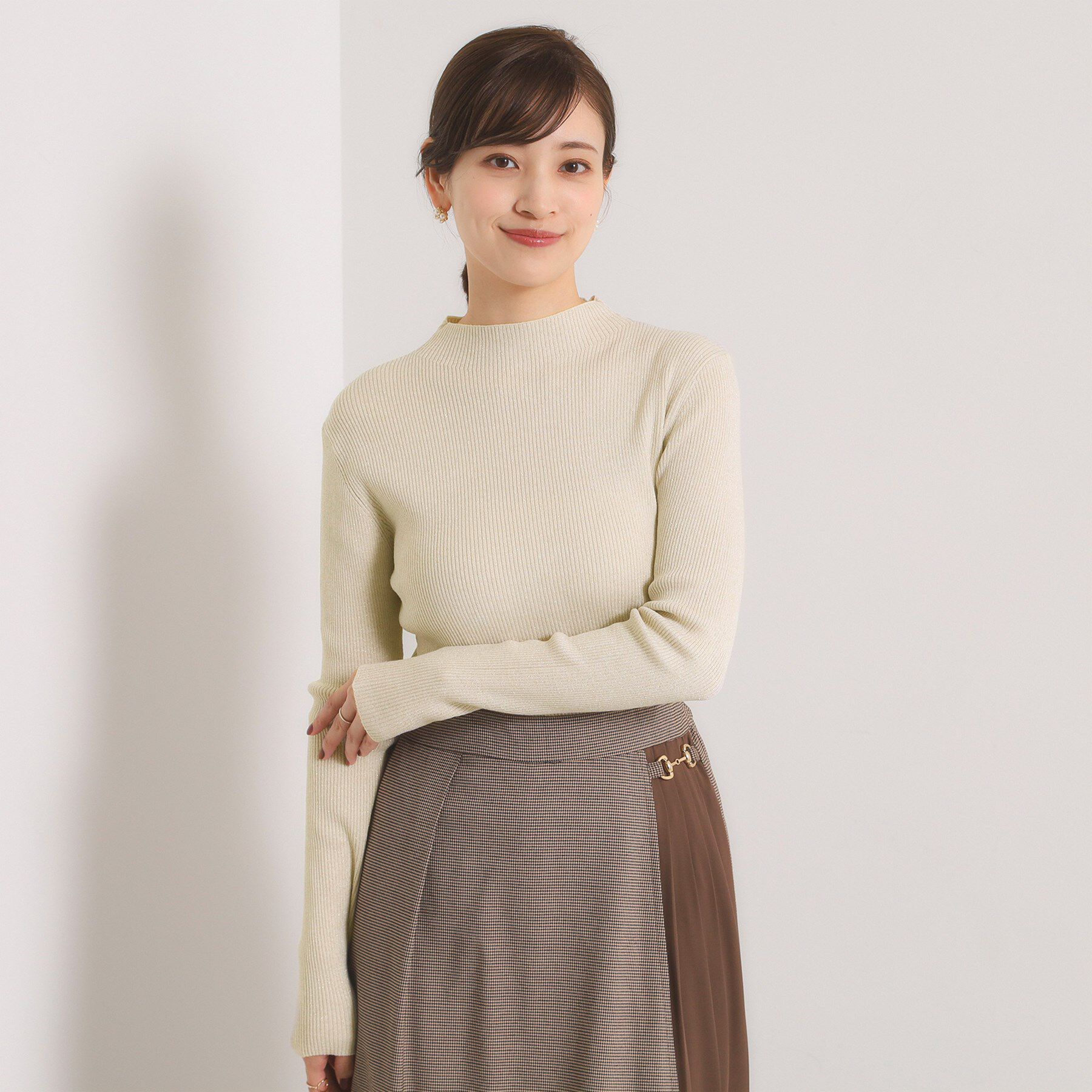 ITS&rsquo;DEMO「【手洗い可】ラメリブボトルネックニット」|ニット・セーター|アイボリー(004)