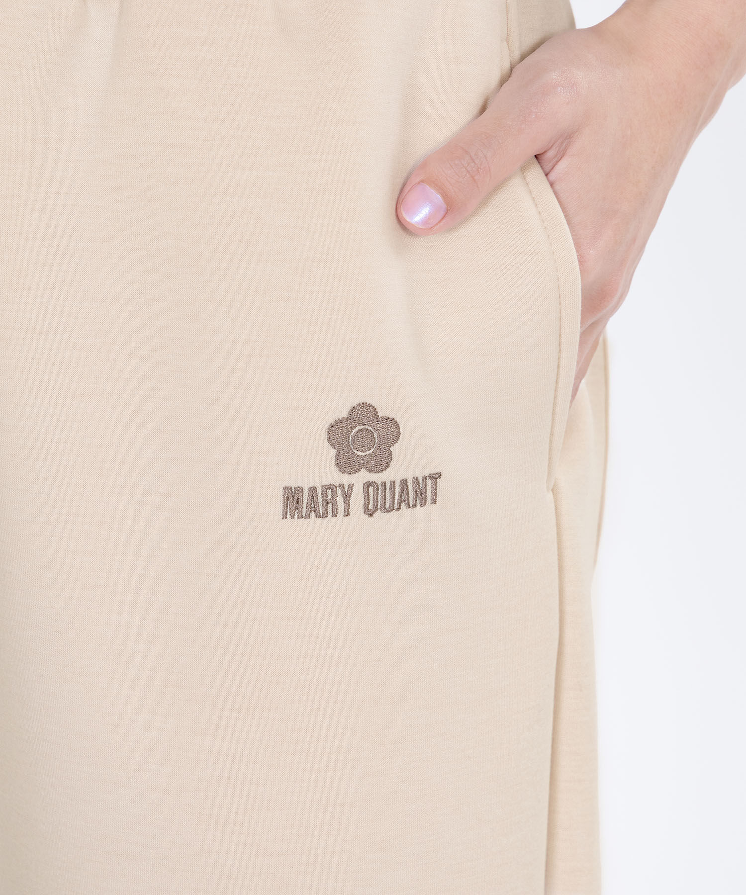 MARY QUANT「ロゴボンディング パンツ」|スラックス|