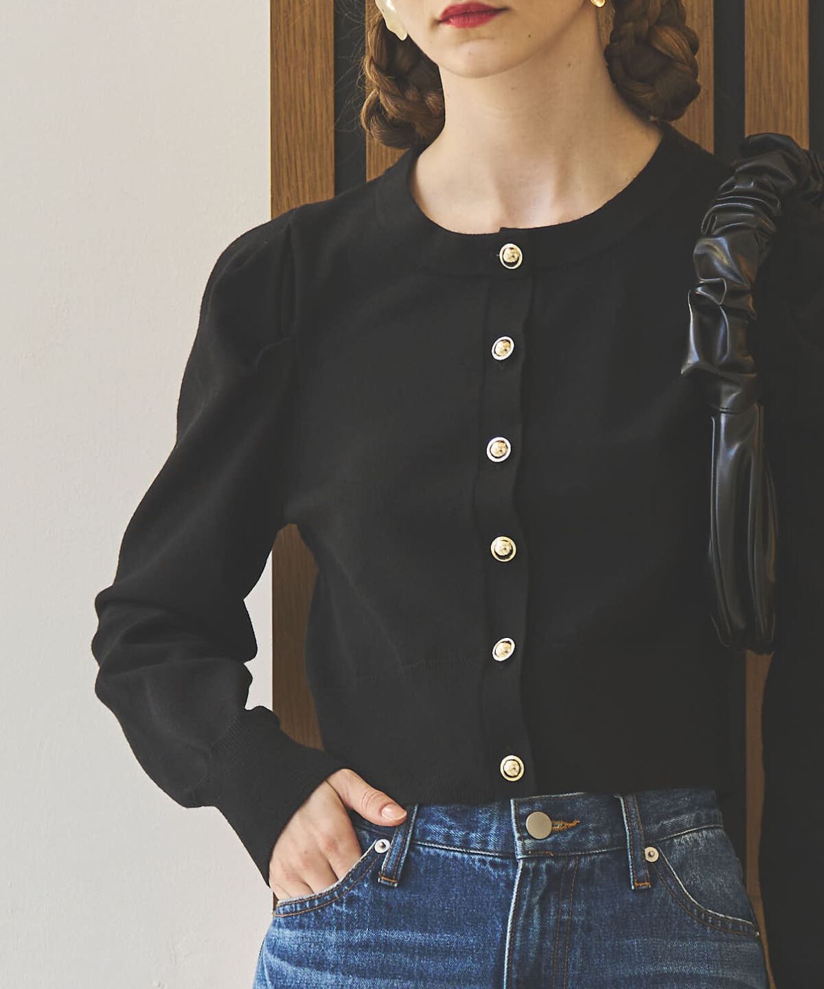 アンドクチュール「パワショルクルーネックカーディガン」|カーディガン|