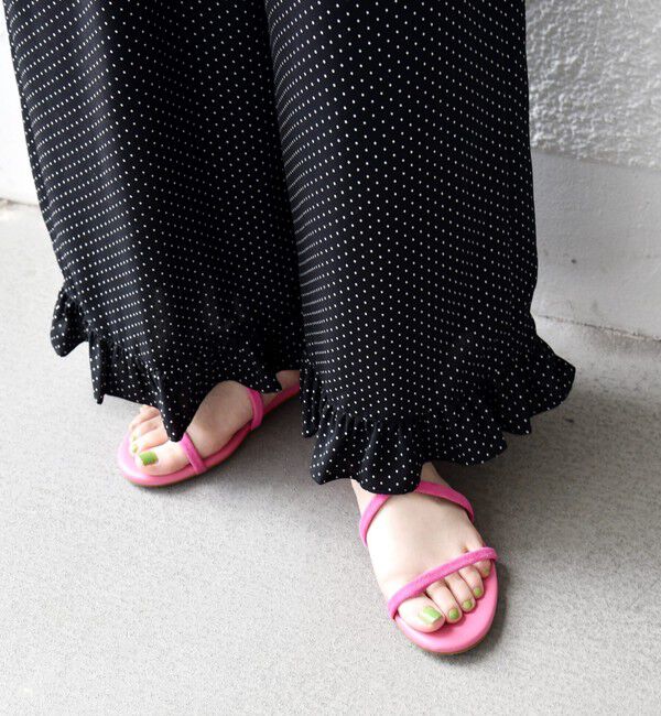 SHIPS any「《予約》【SHIPS any別注】eblouna: フラット ナロー ストラップ サンダル」|サンダル|ピンク