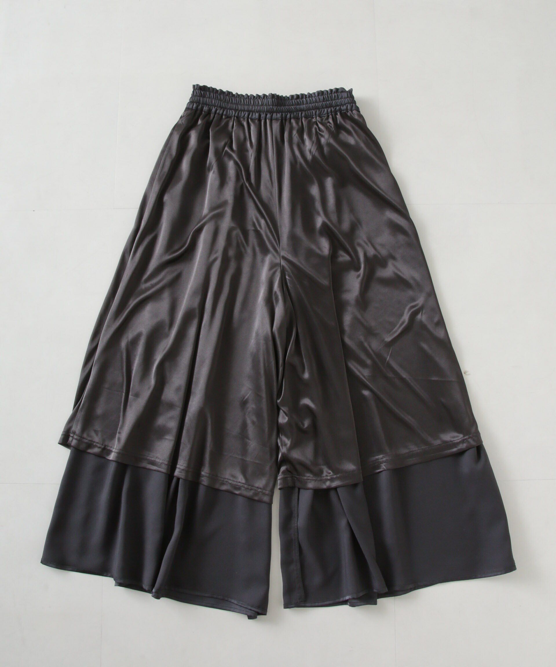 nano･universe「サテンギャザースカートパンツ（セットアップ可）」|チノ|