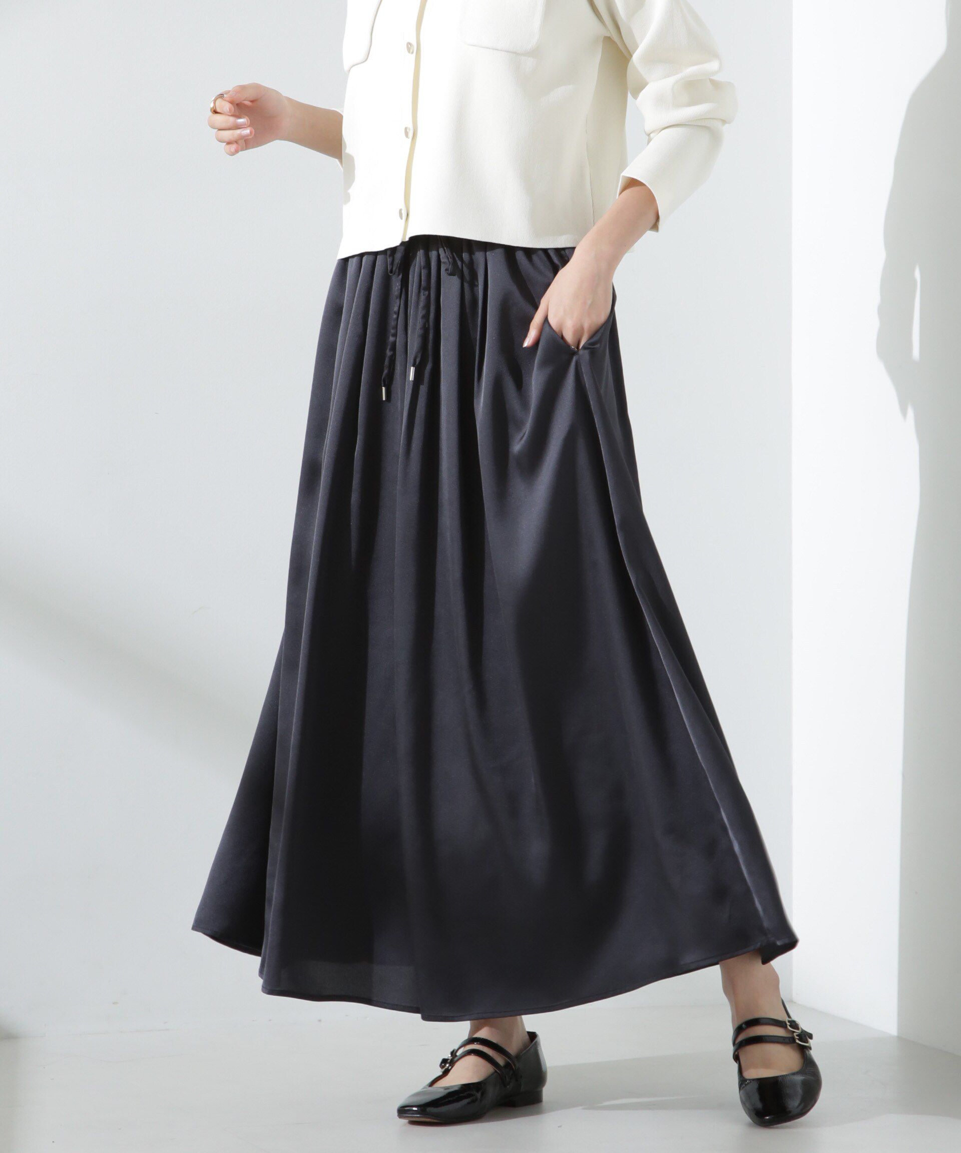 nano･universe「サテンギャザースカートパンツ（セットアップ可）」|チノ|