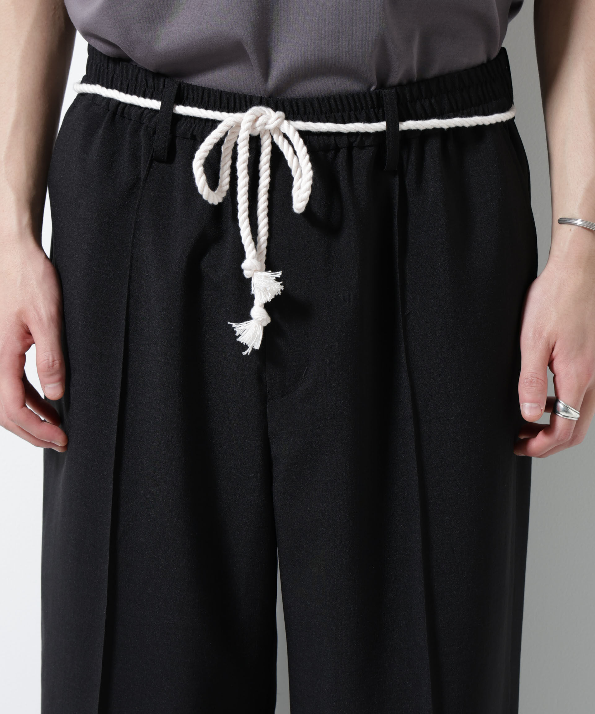 nano･universe「メランジドライイージーテーパードパンツ（セットアップ可）」|チノ|