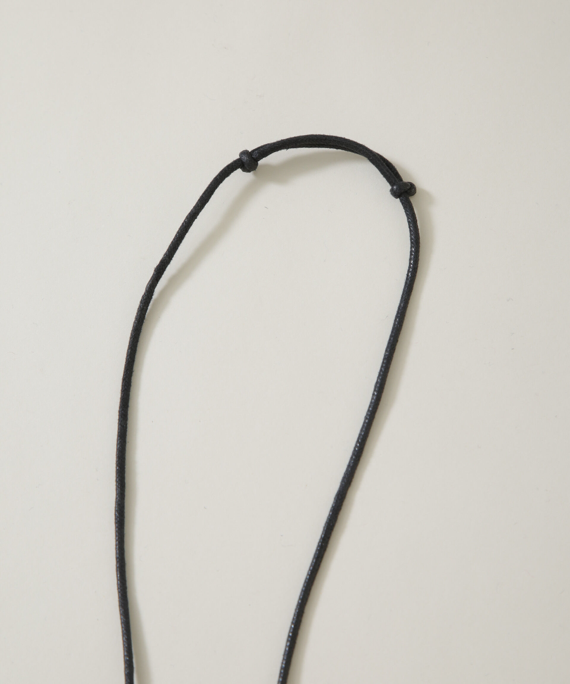 nano･universe「JAMIRAY/LEATHER SHELL NECKLACE」|ネックレス|