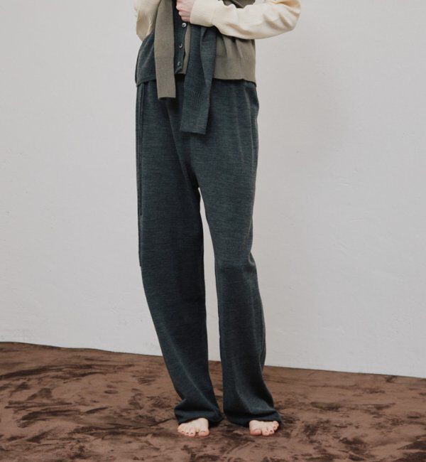  「【CEPIE./セピエ】ニットストレートパンツ」|チノ|グレー