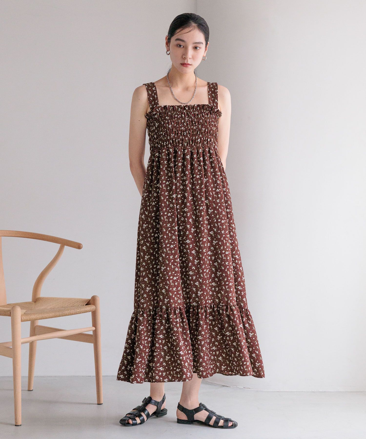 LOWRYS FARM「シャーリングワンピース」|ワンピース|BEG0