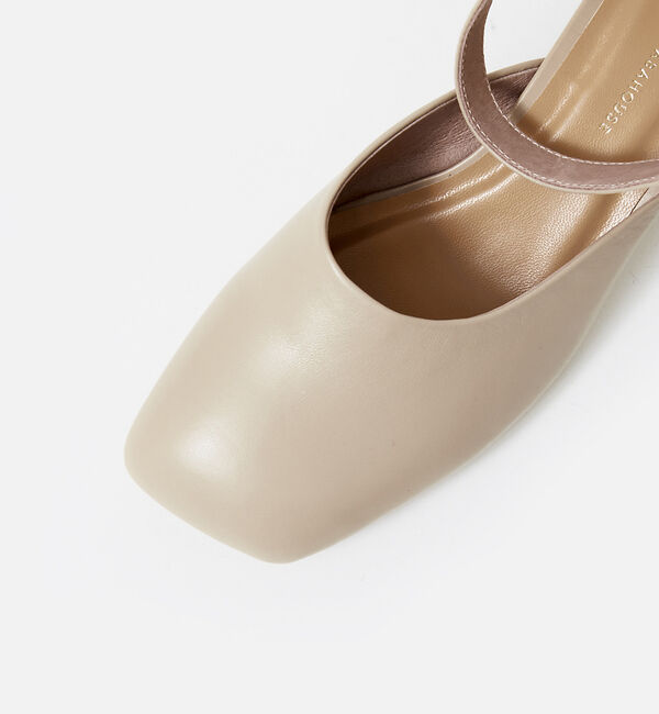 AU BANNISTER「オブリークトゥストラップヒールサンダル」|サンダル|