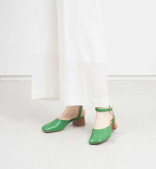 AU BANNISTER「オブリークトゥストラップヒールサンダル」|サンダル|