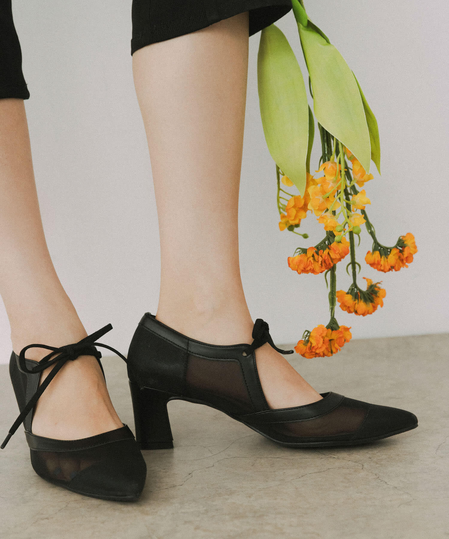 RODE SKO「『MADE IN JAPAN』チャンキーヒールリボンパンプス」|パンプス|ブラック系その他