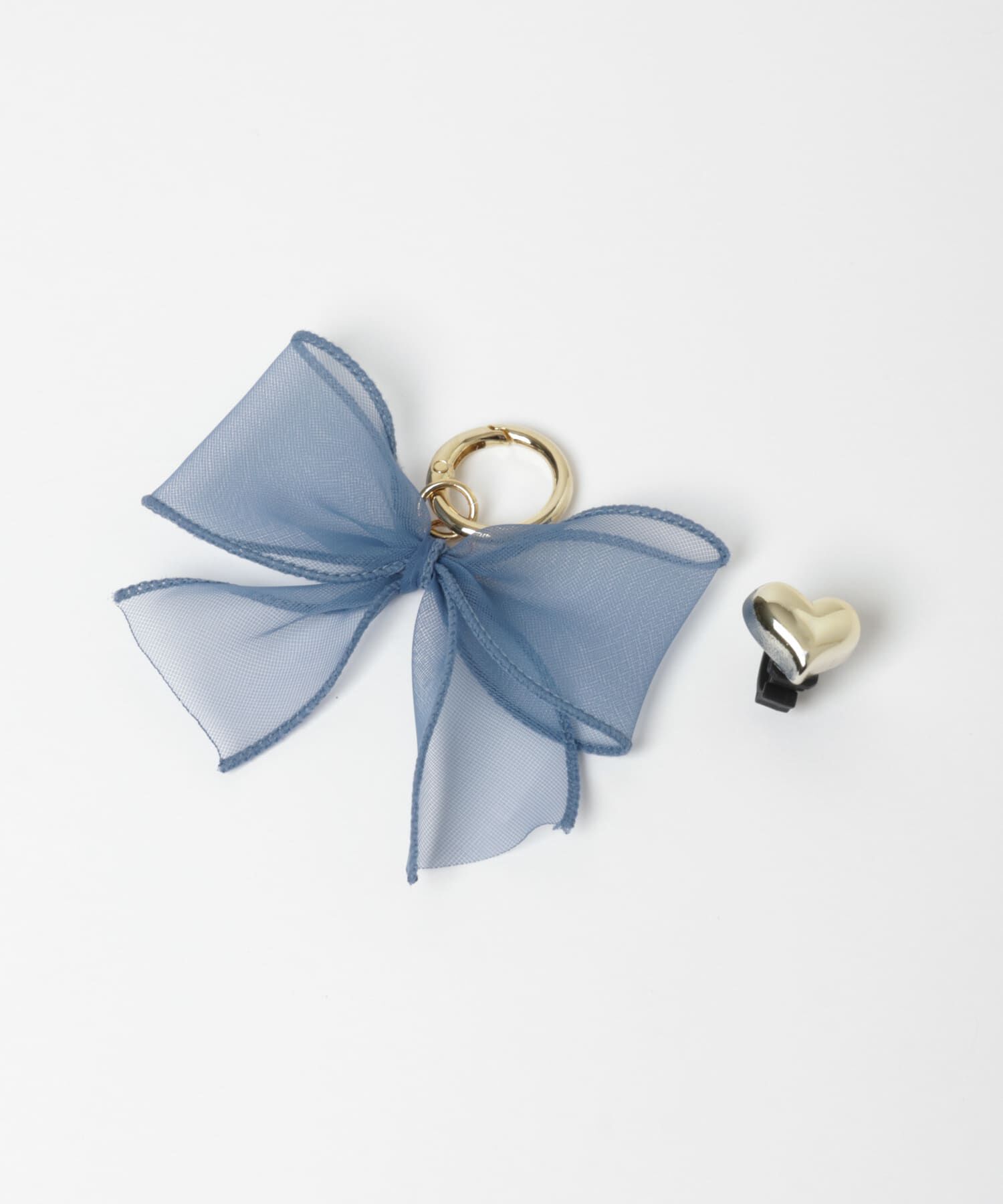 SMELLY「リボンハートアシメスニーカーチャーム」|シューケア|