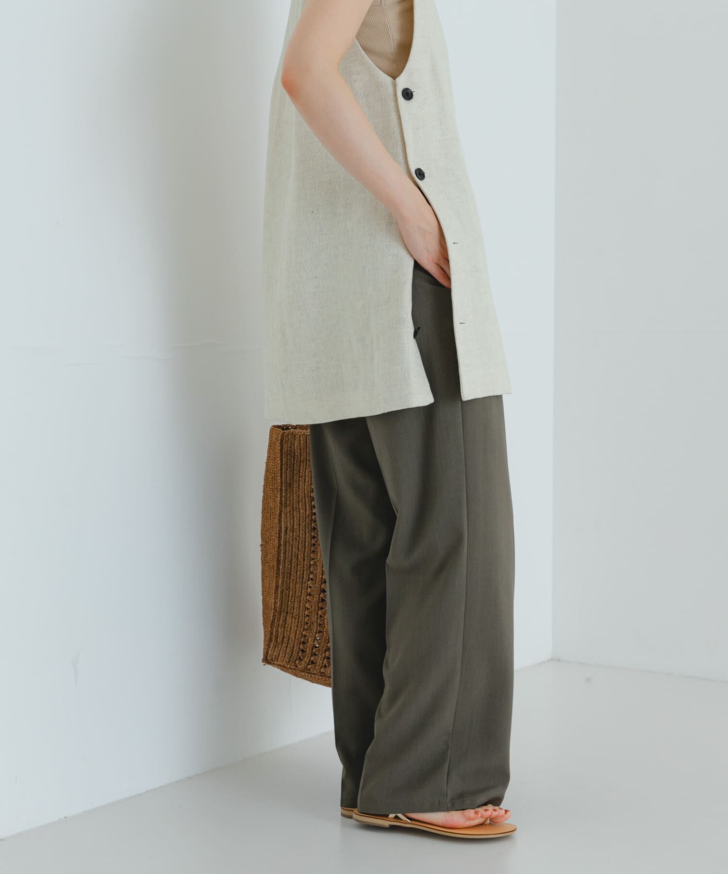 URBAN RESEARCH「『3サイズ展開』『イージーケア』ストレッチタックスラックス」|その他|