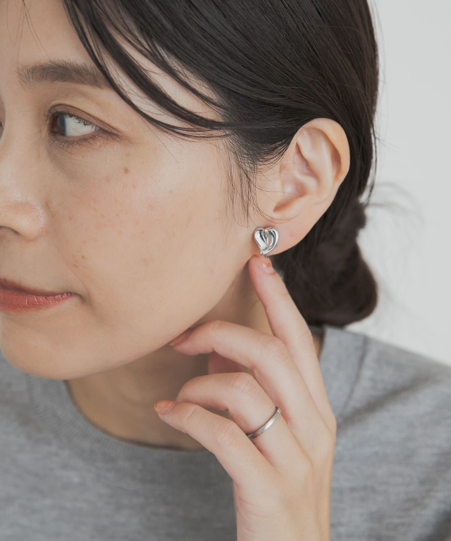 URBAN RESEARCH DOORS「ハートモチーフイヤリング」|イヤリング|