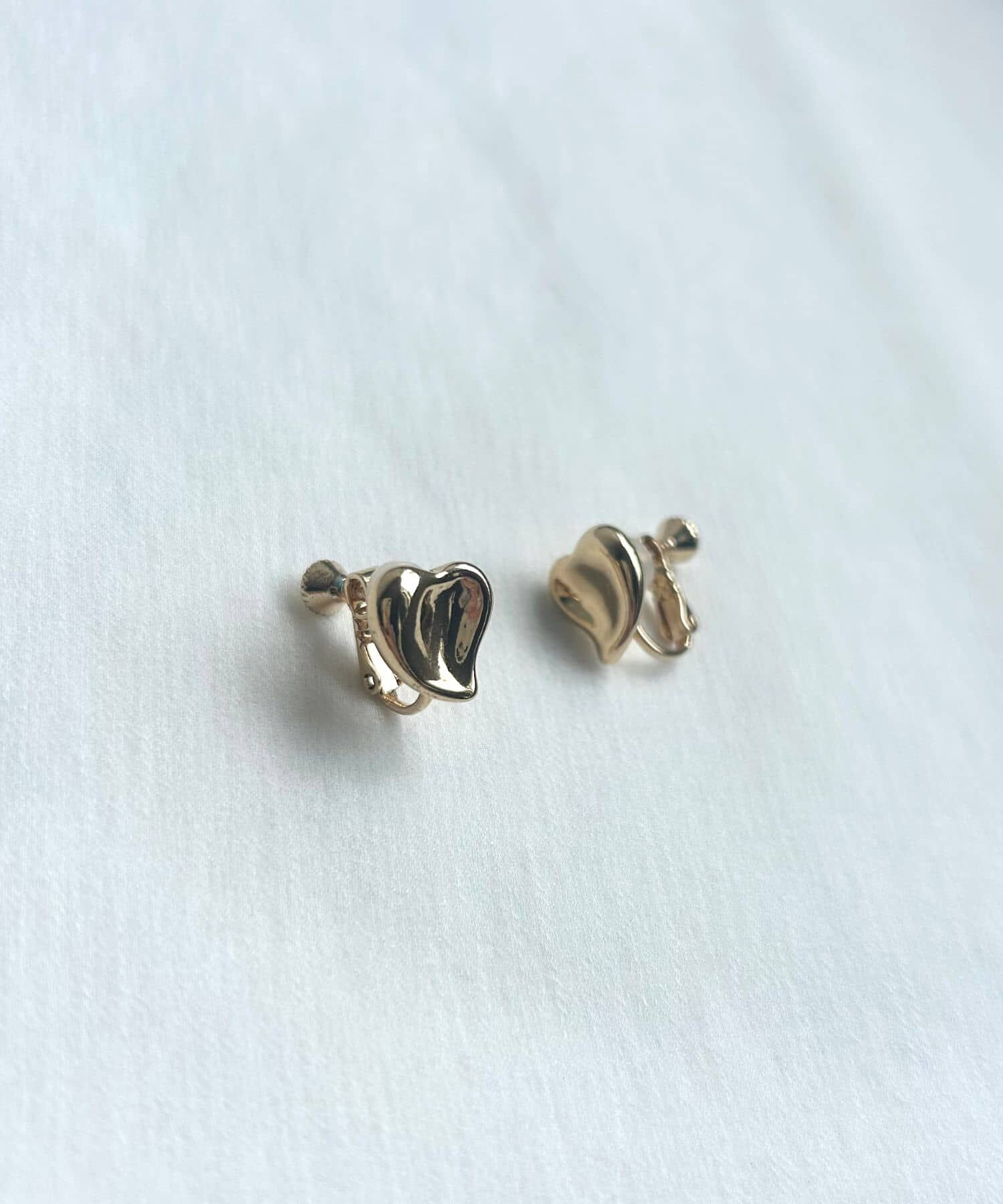 URBAN RESEARCH DOORS「ハートモチーフイヤリング」|イヤリング|ゴールド