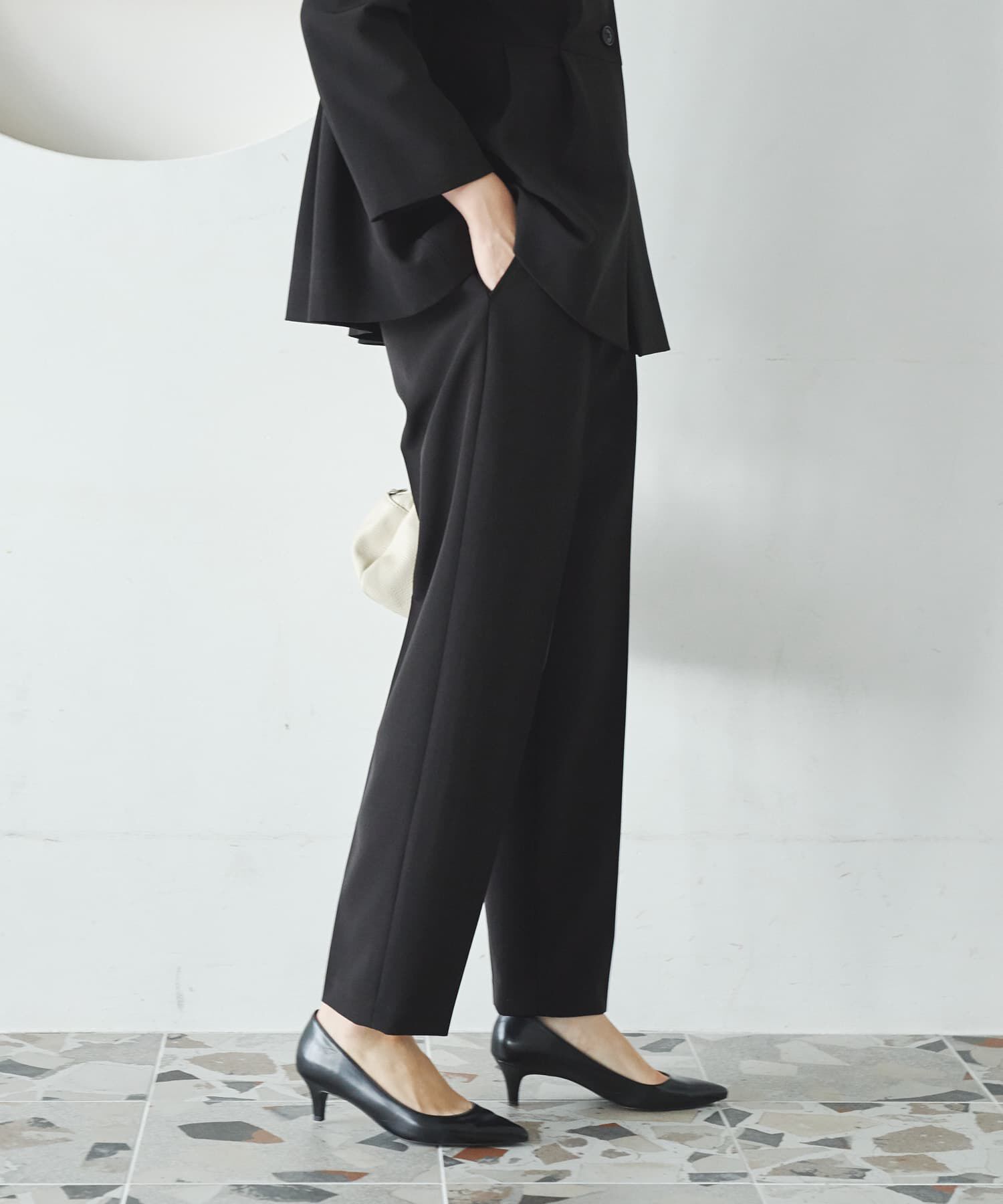 URBAN RESEARCH「『3サイズ展開』タックテーパードパンツ」|その他|