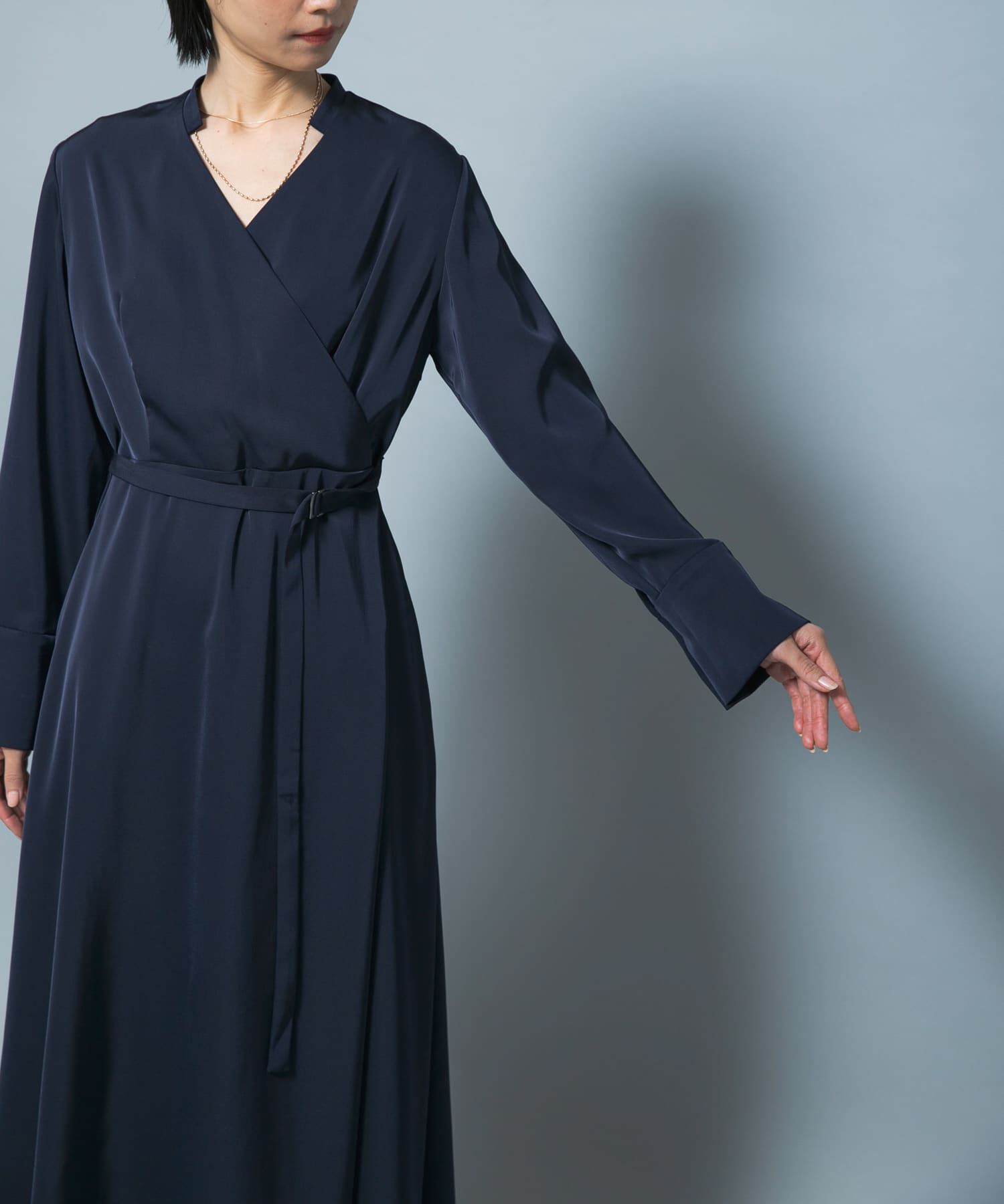 URBAN RESEARCH ROSSO「ベルト付カシュクールサテンワンピース」|ワンピース|