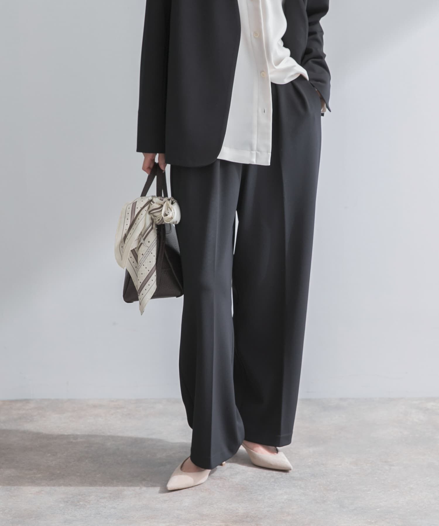 URBAN RESEARCH ROSSO「ストレッチツイルタックストレートパンツ」|その他|ブラック