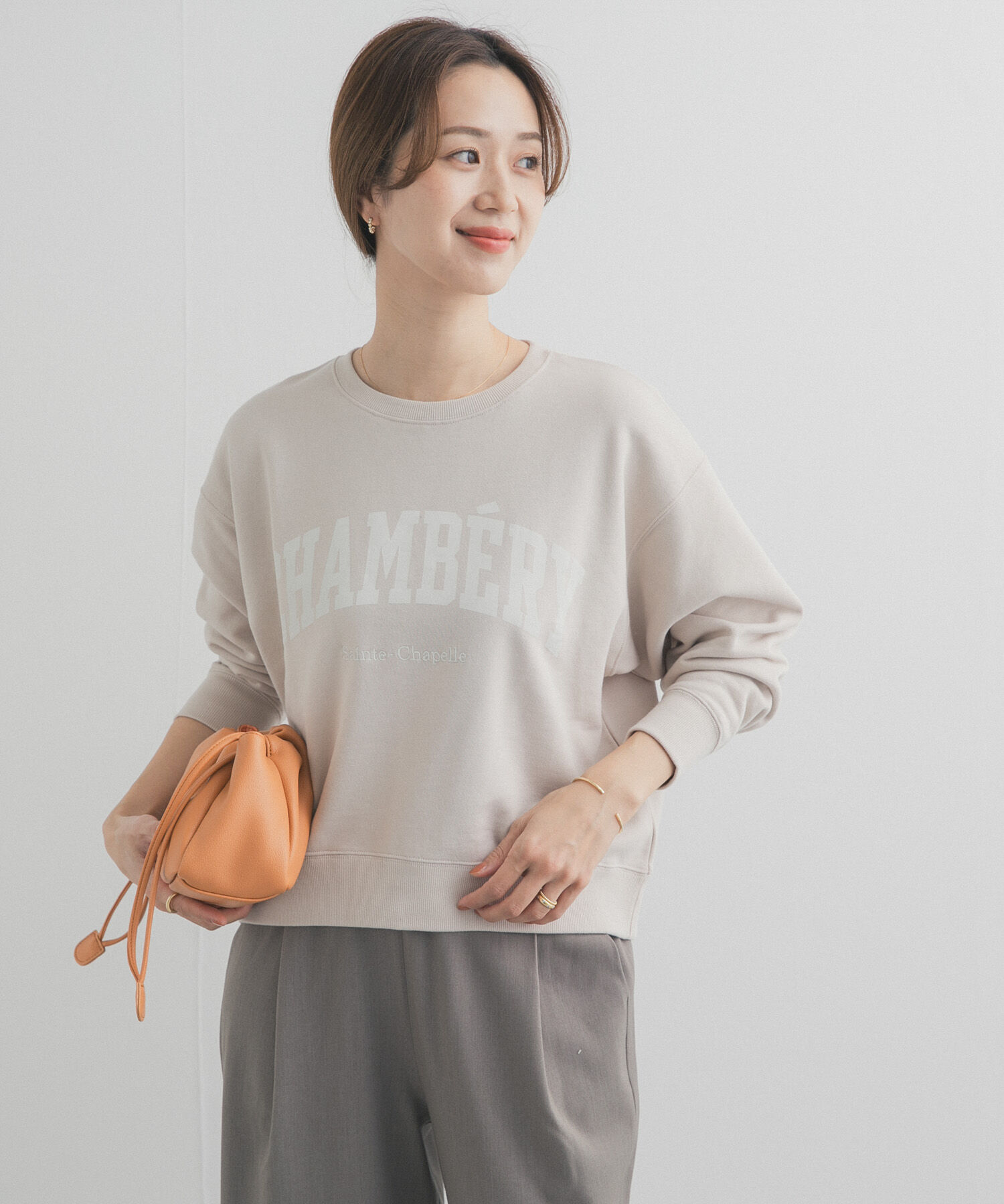 URBAN RESEARCH DOORS「カレッジロゴ刺繍スウェット」|スウェット・ジャージ|