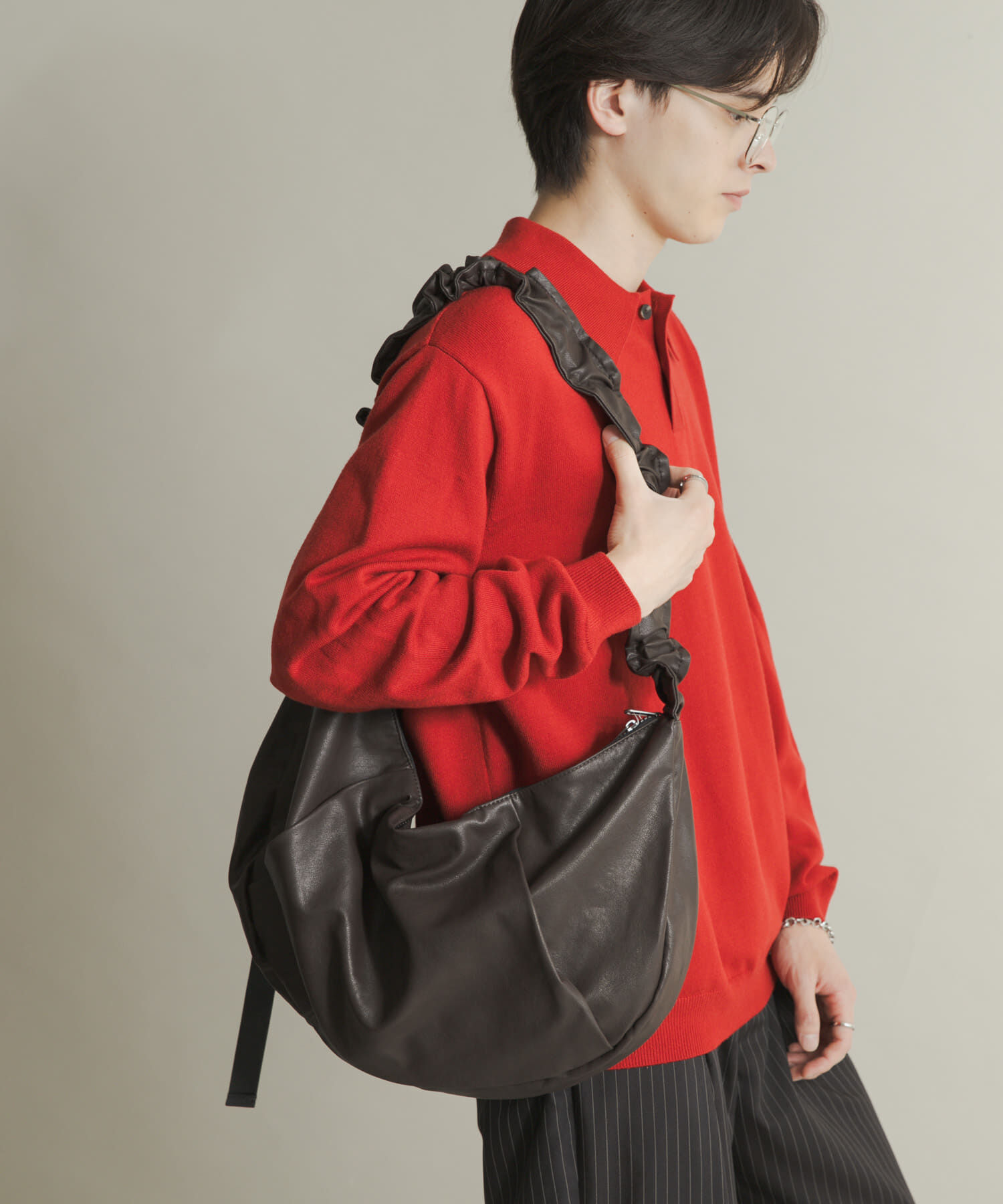 SENSE OF PLACE by URBAN RESEARCH「コクーンショルダーバッグ」|ショルダー・メッセンジャー|ブラウン