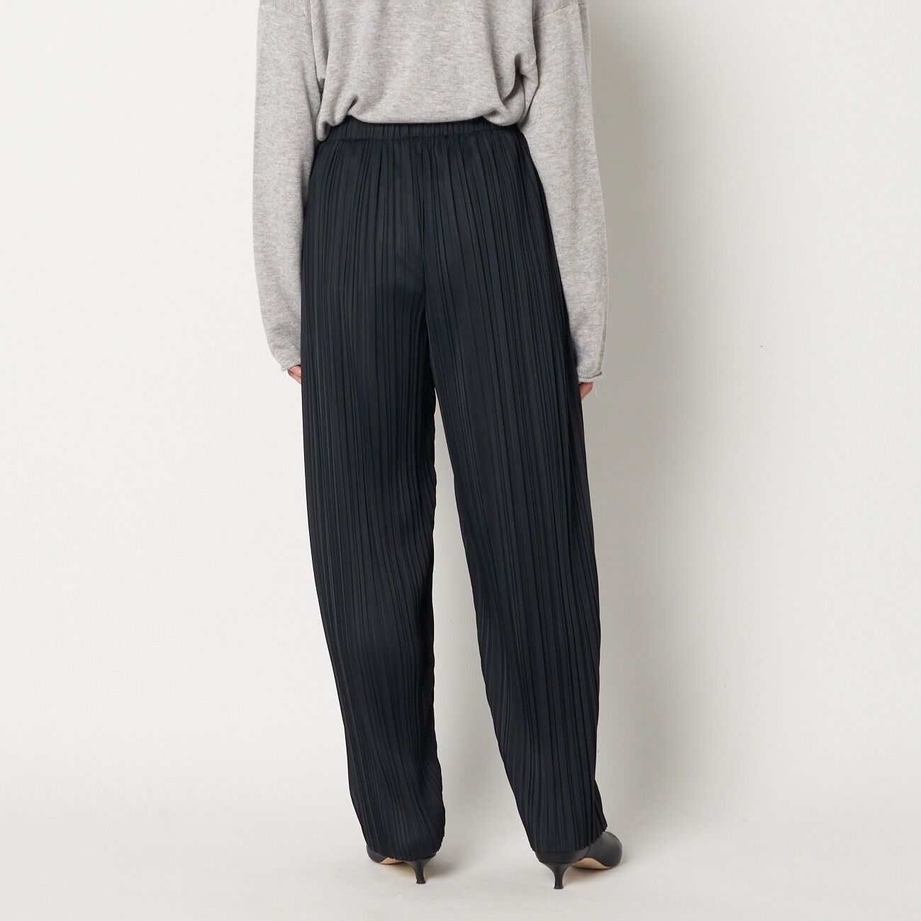 HELIOPOLE「HELIOPOLE PLEATED PANTS」|チノ|