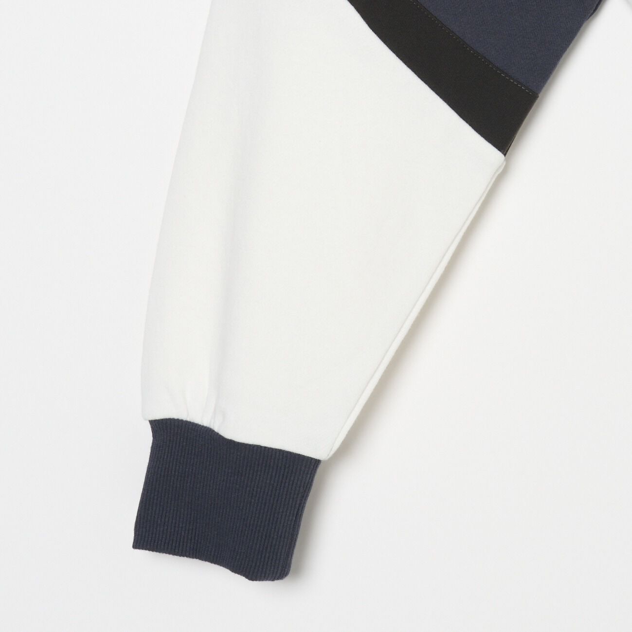  「ARAMINTA JAMES SPLICE SWEATSHIRT」|スウェット・ジャージ|