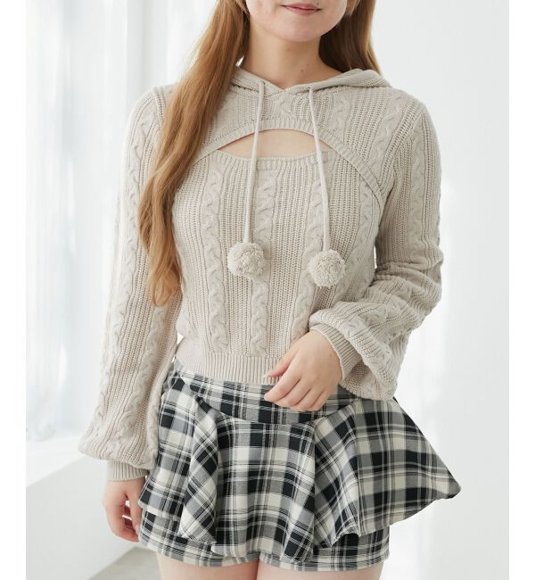  「ポンポン付きフードケーブルニット」|ニット・セーター|