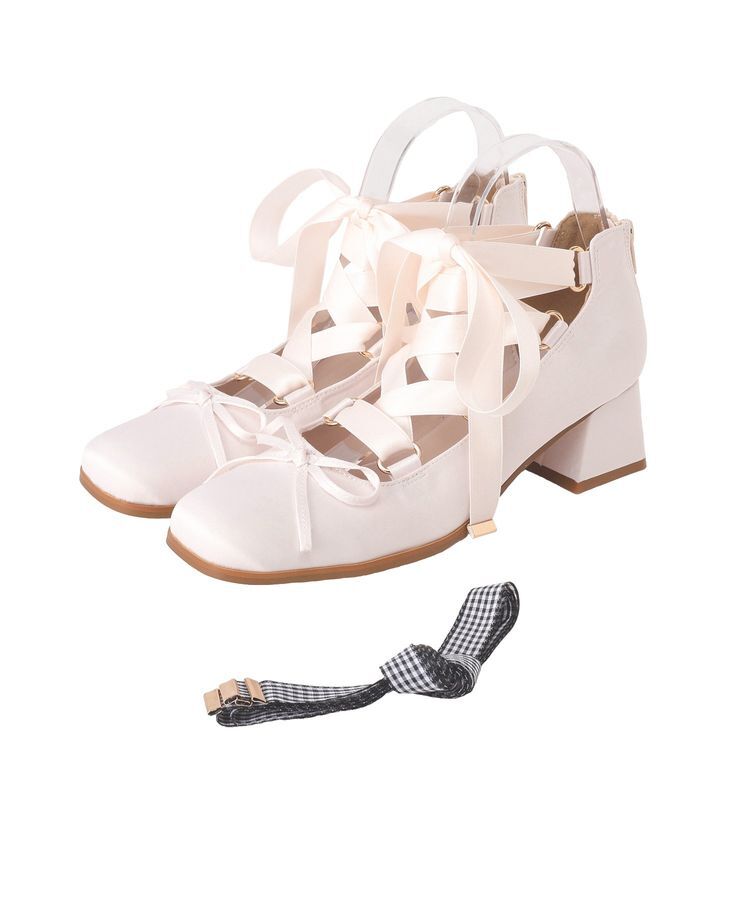 Maison de FLEUR「レースアップサテンパンプス」|パンプス|