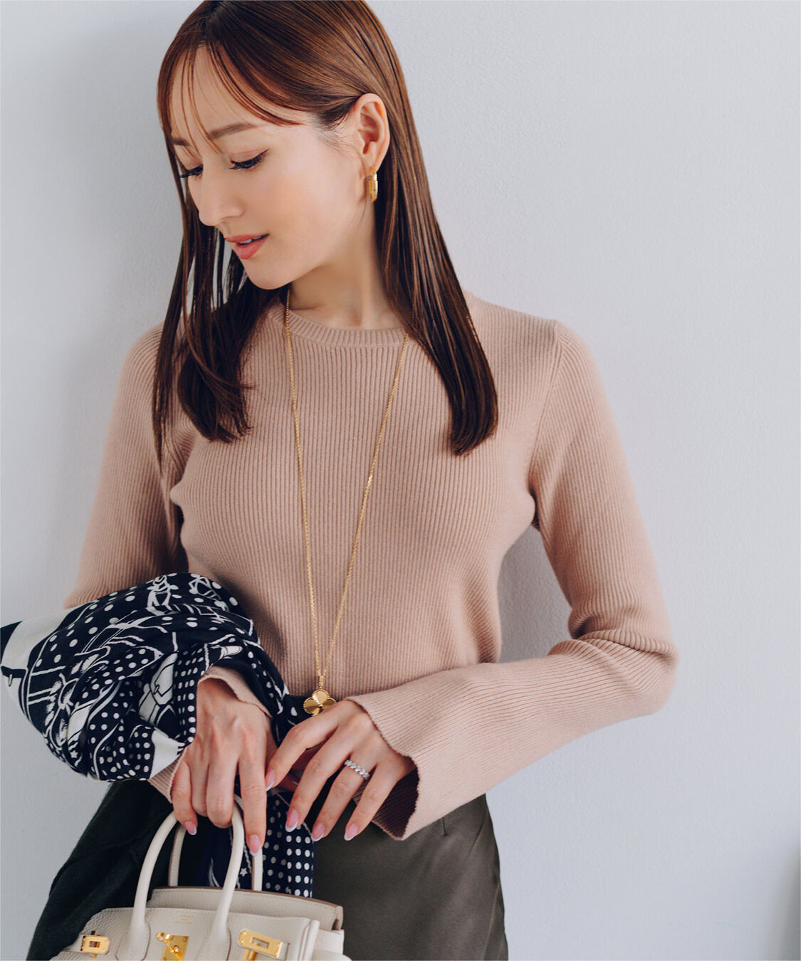 ur's「【星玲奈さんコラボアイテム】フレアスリーブリブニット」|ニット・セーター|