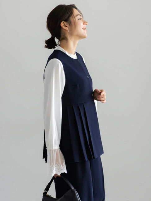 Te chichi「【セレモニーアイテム】サイドプリーツペプラムジレ（セットアップ可）」|ダウンベスト・ベスト|