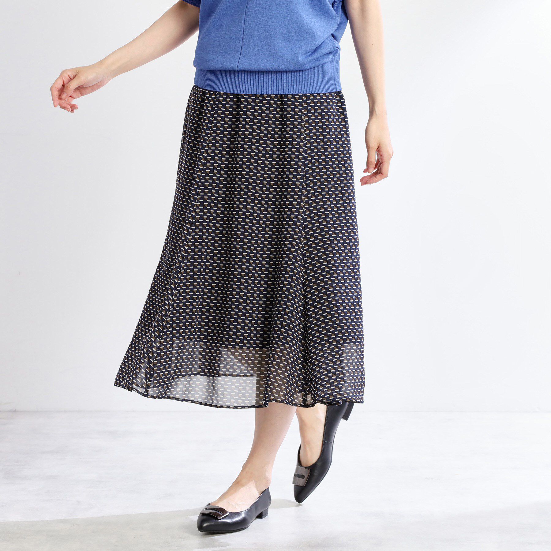 Reflect「【WEB先行カラーあり／マシンウォッシュ可／ウエスト総ゴム】コツキ幾何柄ロングスカート」|スカート|