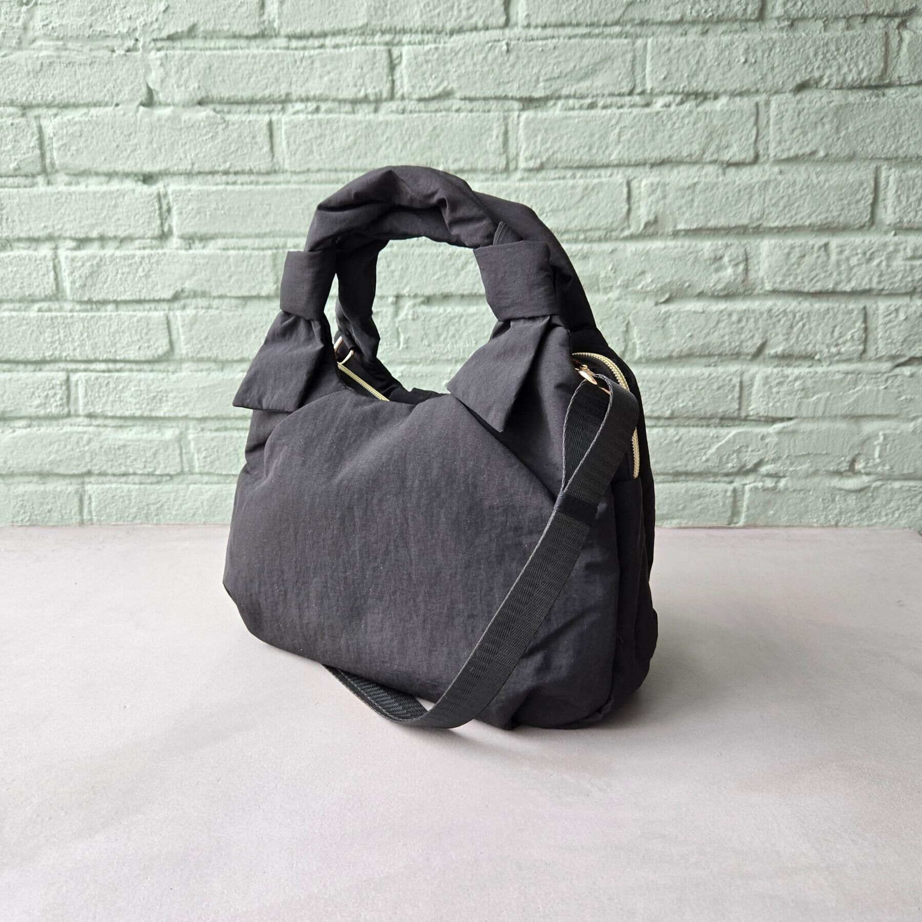 grove「【晴れの日も雨の日も】撥水アオリハンドルノットナイロン2WAYトート」|トートバッグ|