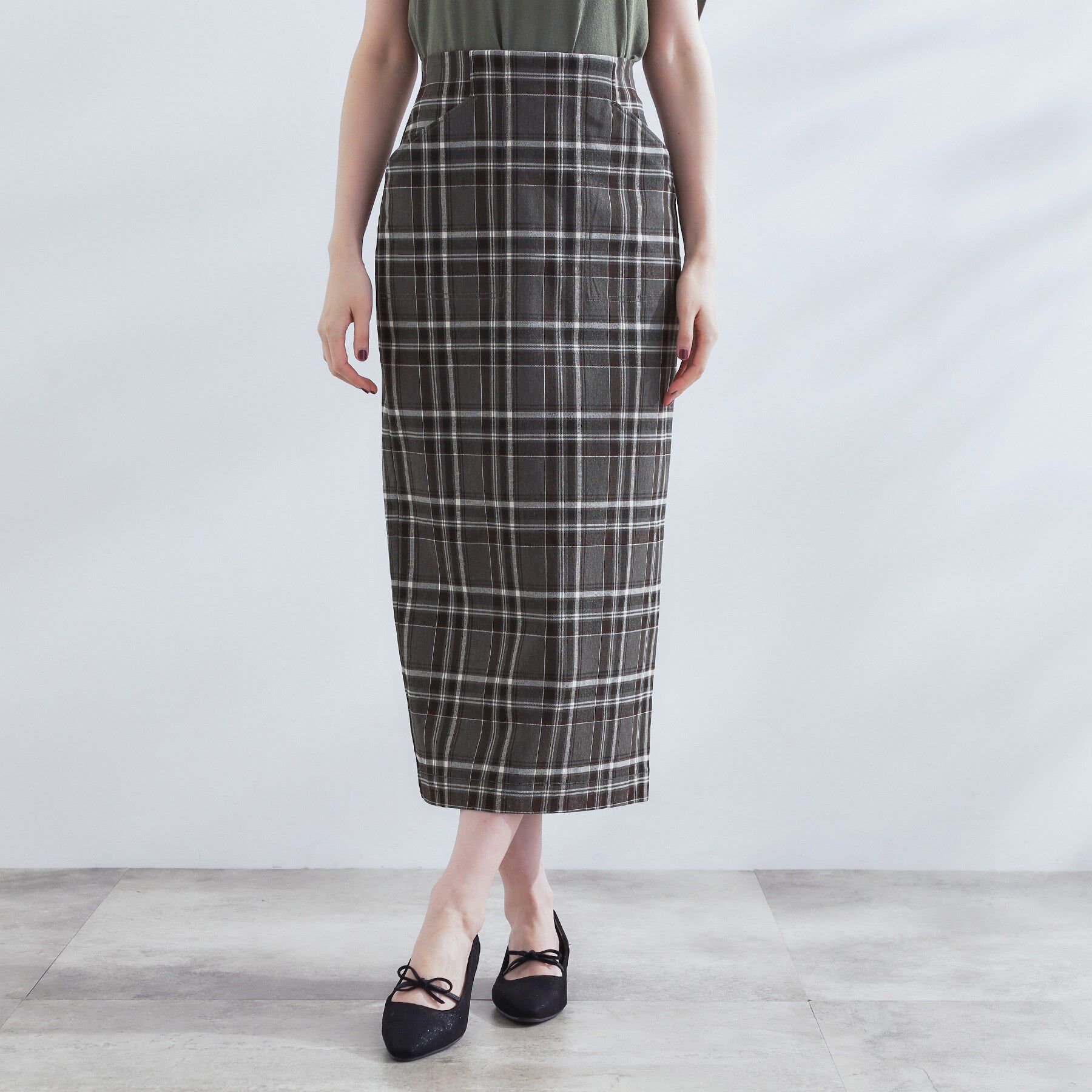 grove「360&deg;伸びて楽なはき心地　すっきり見えタイトスカート」|スカート|