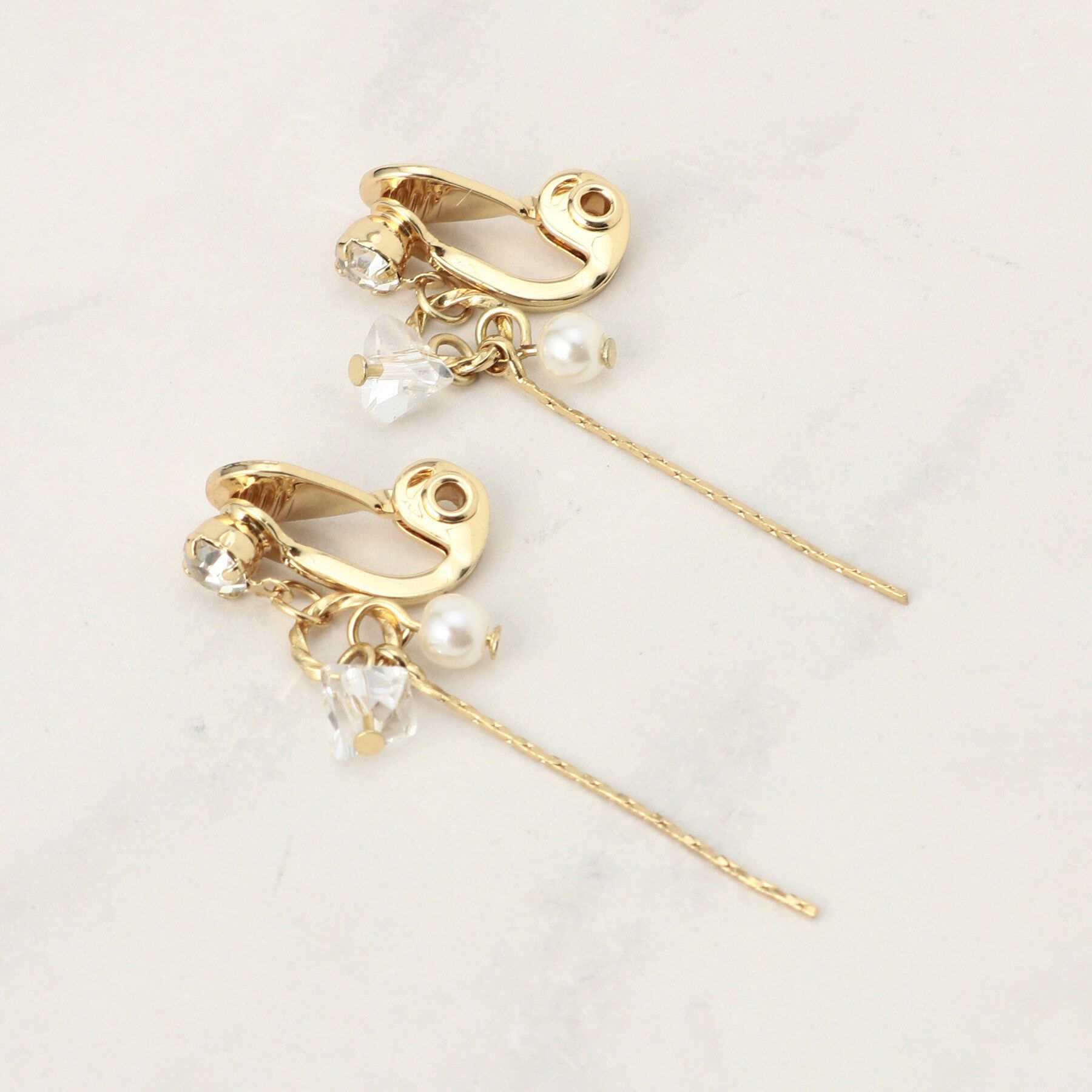 grove「【痛くなりにくい】パール調ビジューイヤリング」|イヤリング|ゴールド(007)