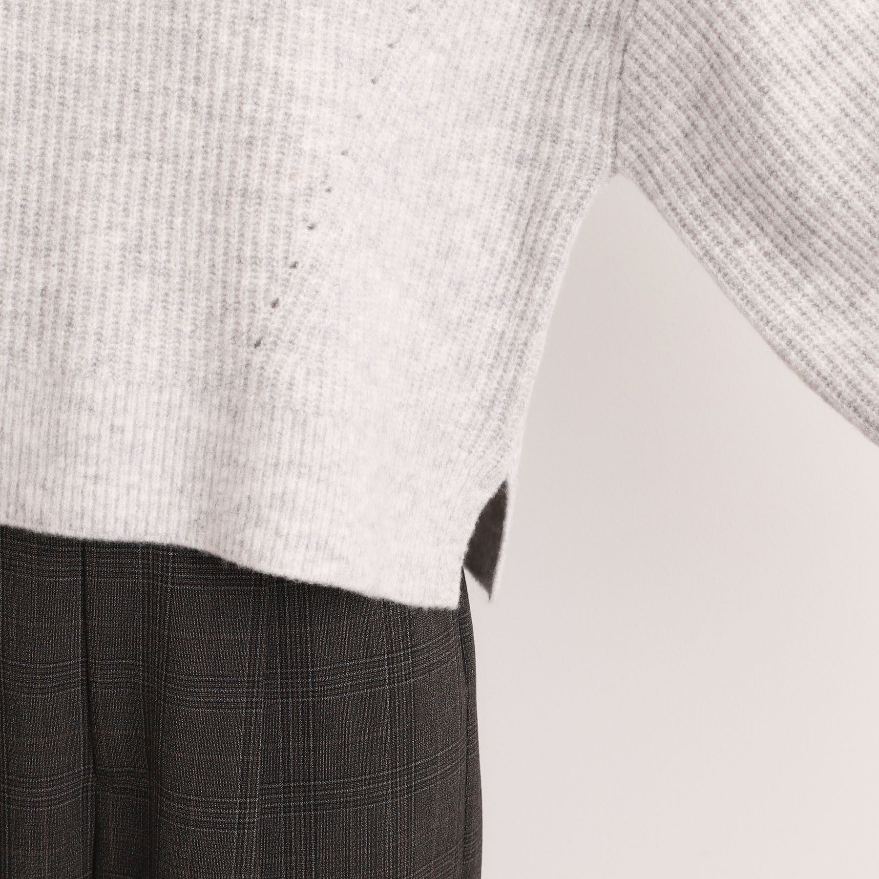 grove「【洗える】ふんわりウール混ボトルネックニット」|ニット・セーター|