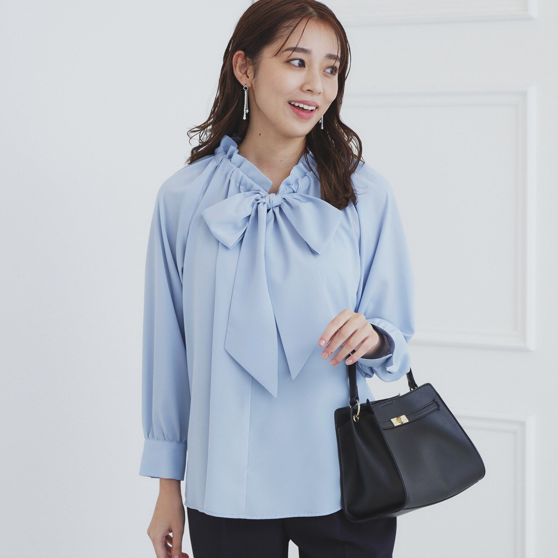 index「フリルギャザーボウタイブラウス【洗濯機可】」|シャツ・ブラウス|ブルー(091)