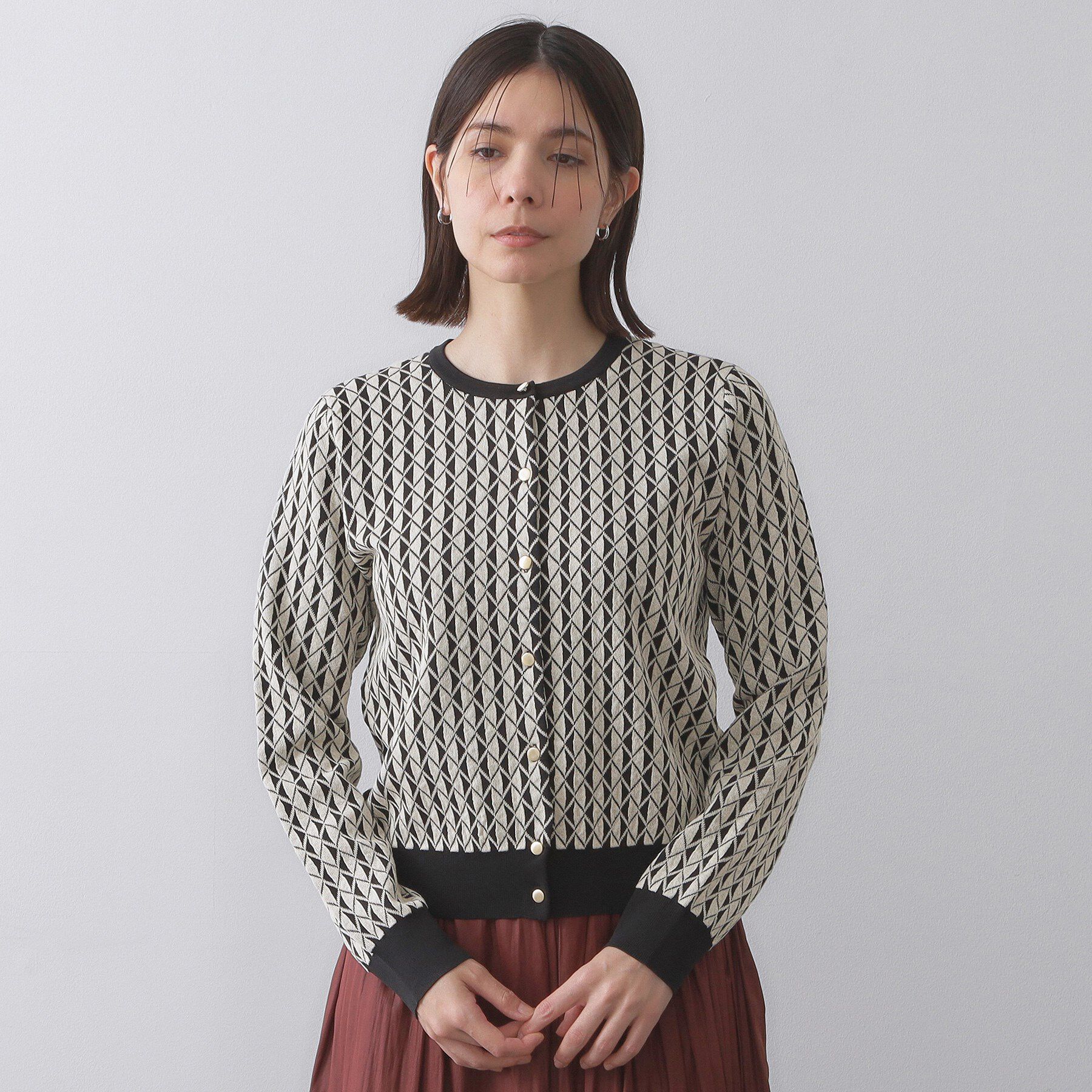 OPAQUE.CLIP「幾何学柄ジャカードニットカーディガン【洗濯機洗い可／抗ピル】」|カーディガン|