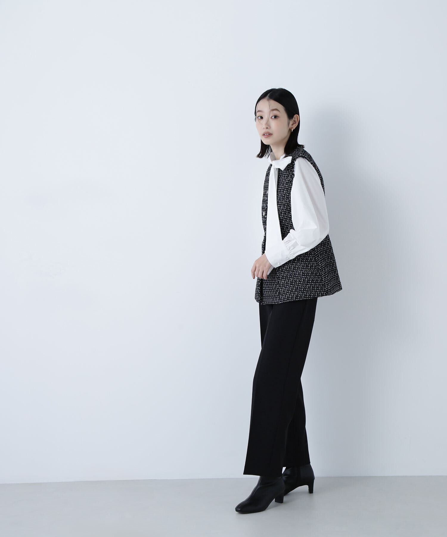  「ツイードペプラムジレ」|ブルゾン・スタジャン|