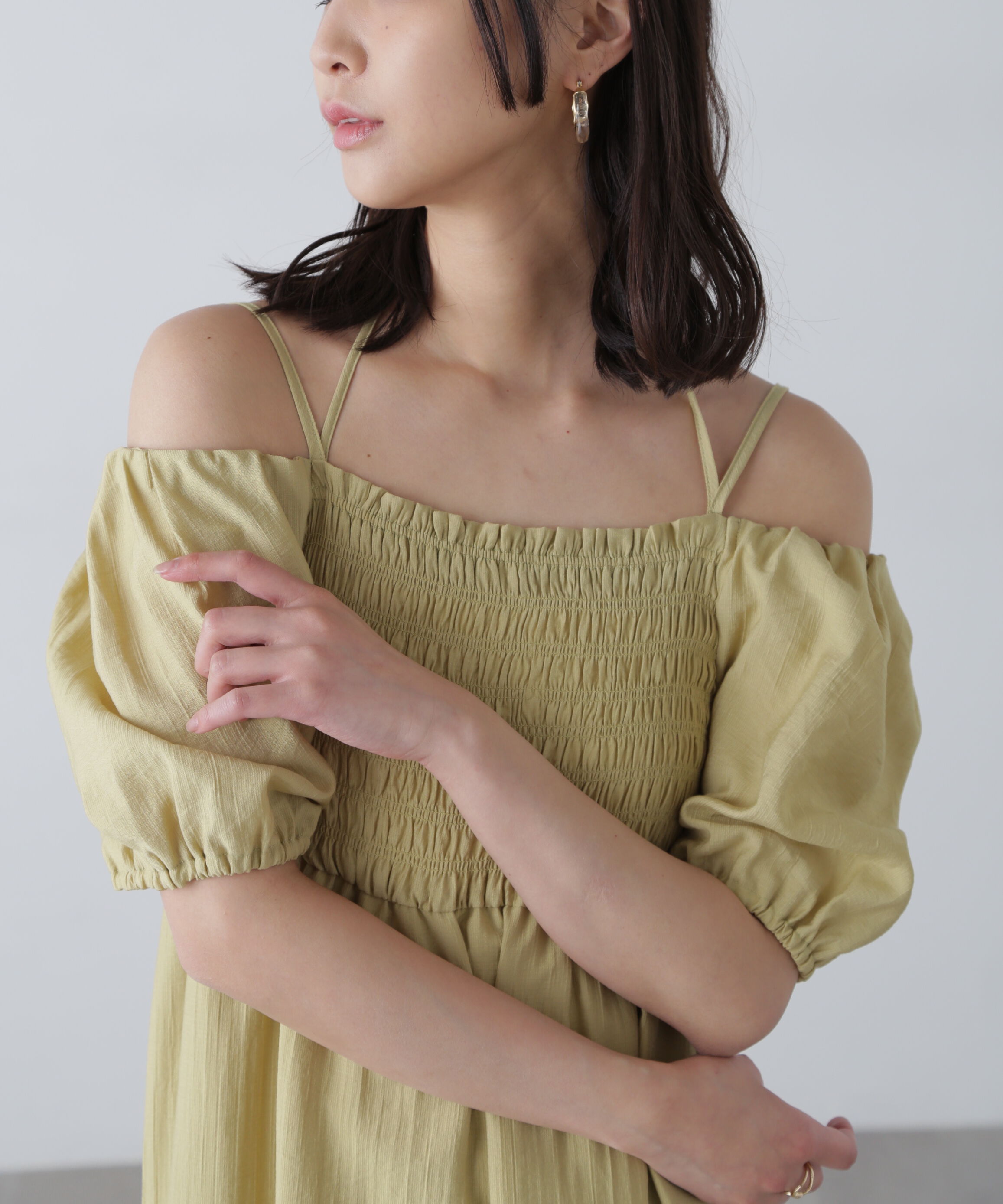  「シャーリング２ＷＡＹオフショルワンピース」|ワンピース|