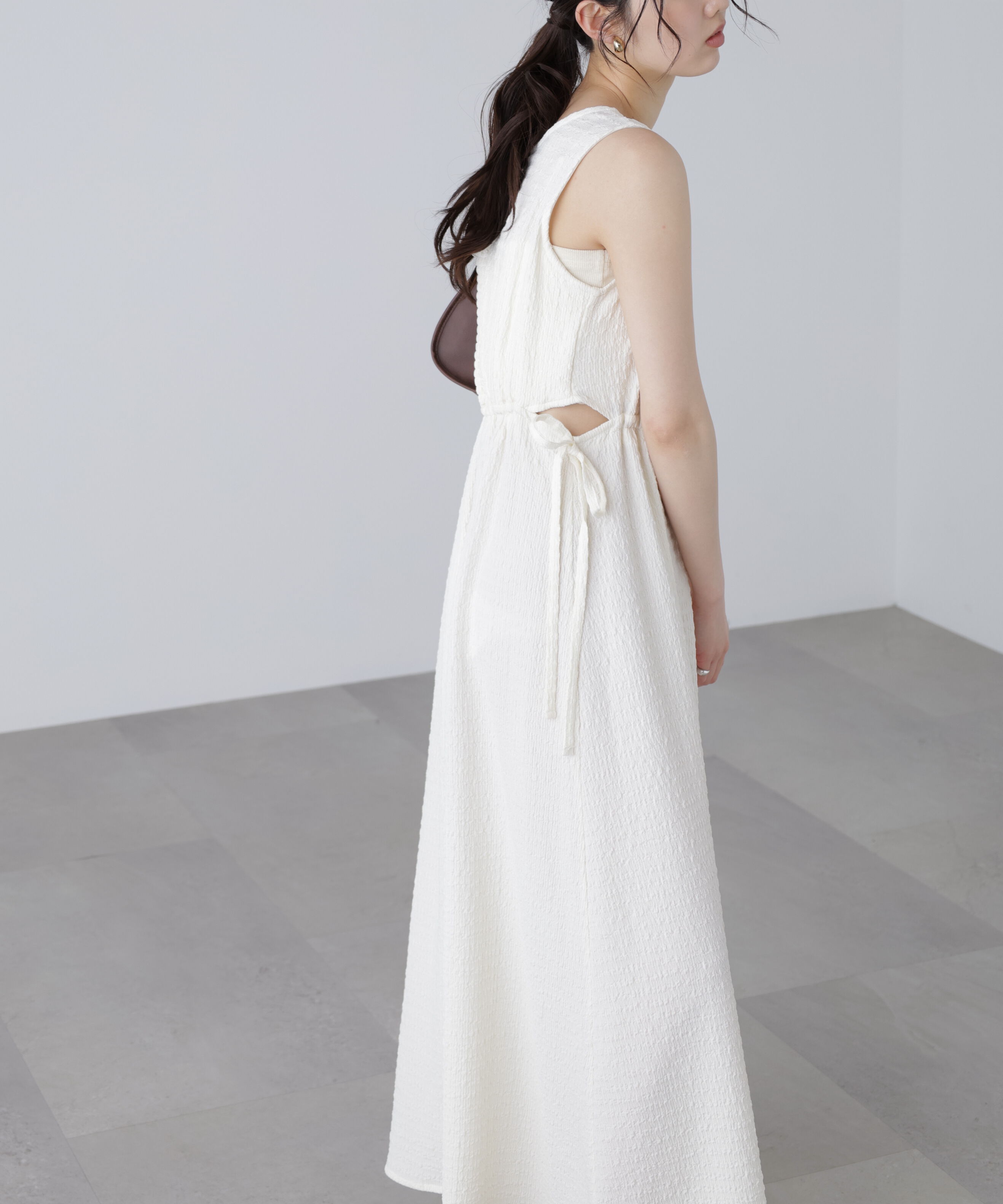  「サイドカットノースリカットソーワンピース」|ワンピース|