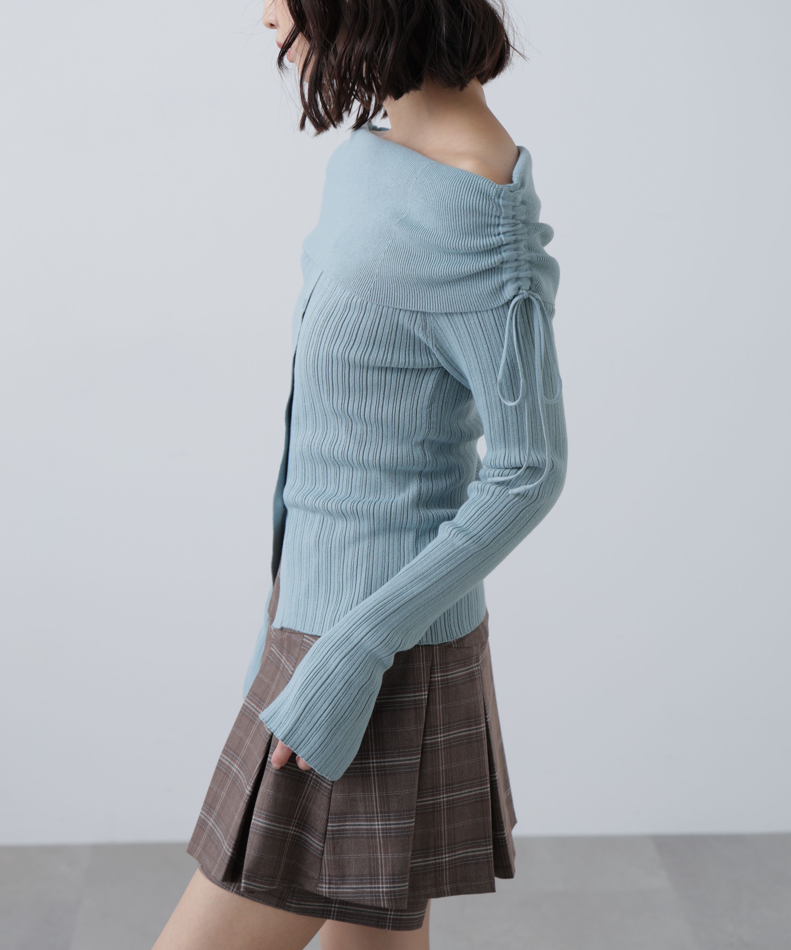  「リボンシャーリングオフショルダーニット」|ニット・セーター|