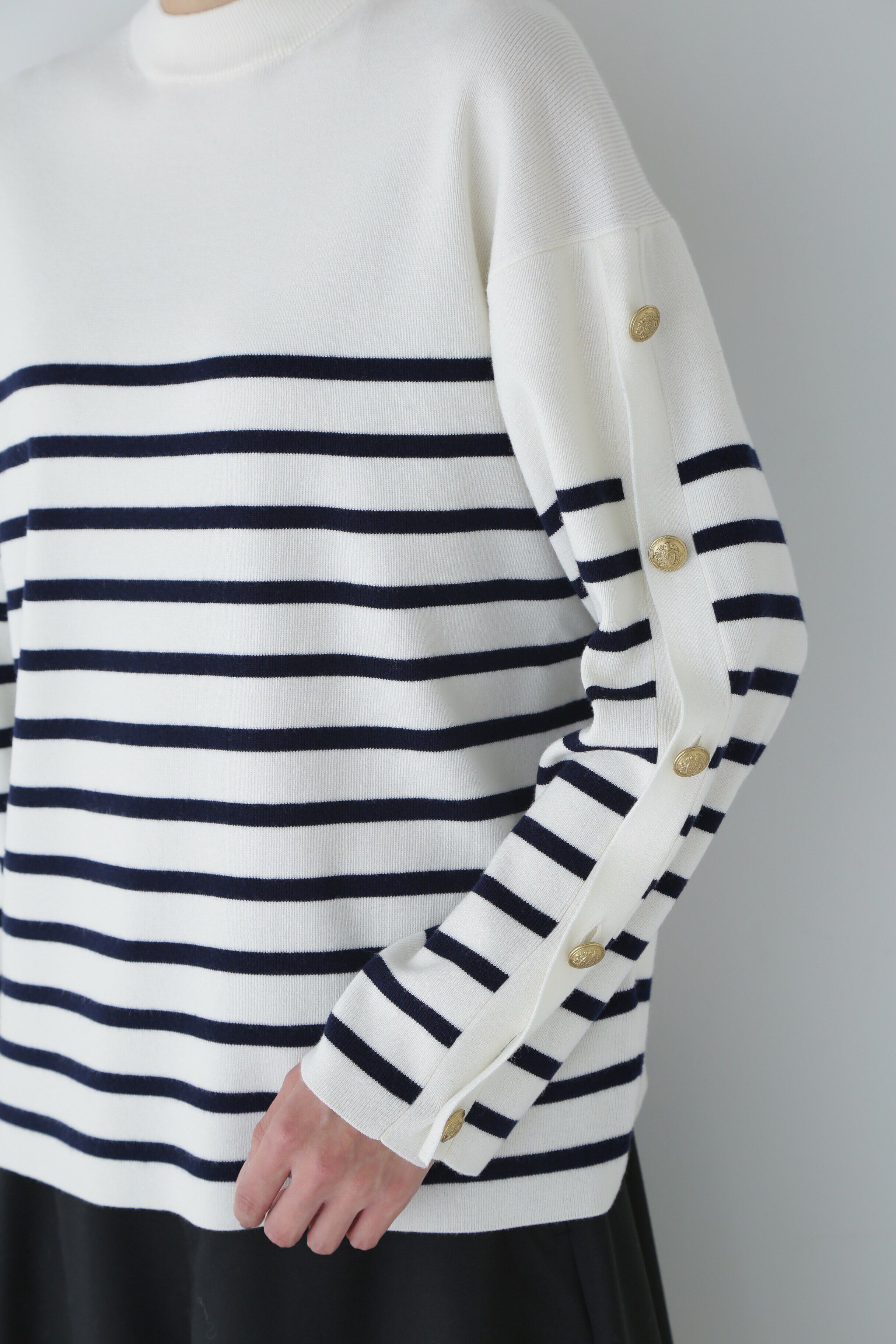  「◆袖ボタン付きボーダーニット」|ニット・セーター|