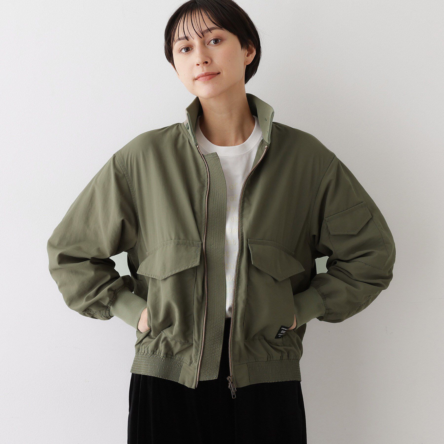 Dessin「【ユニセックス・軽量】ナイロンブルゾン」|ブルゾン・スタジャン|