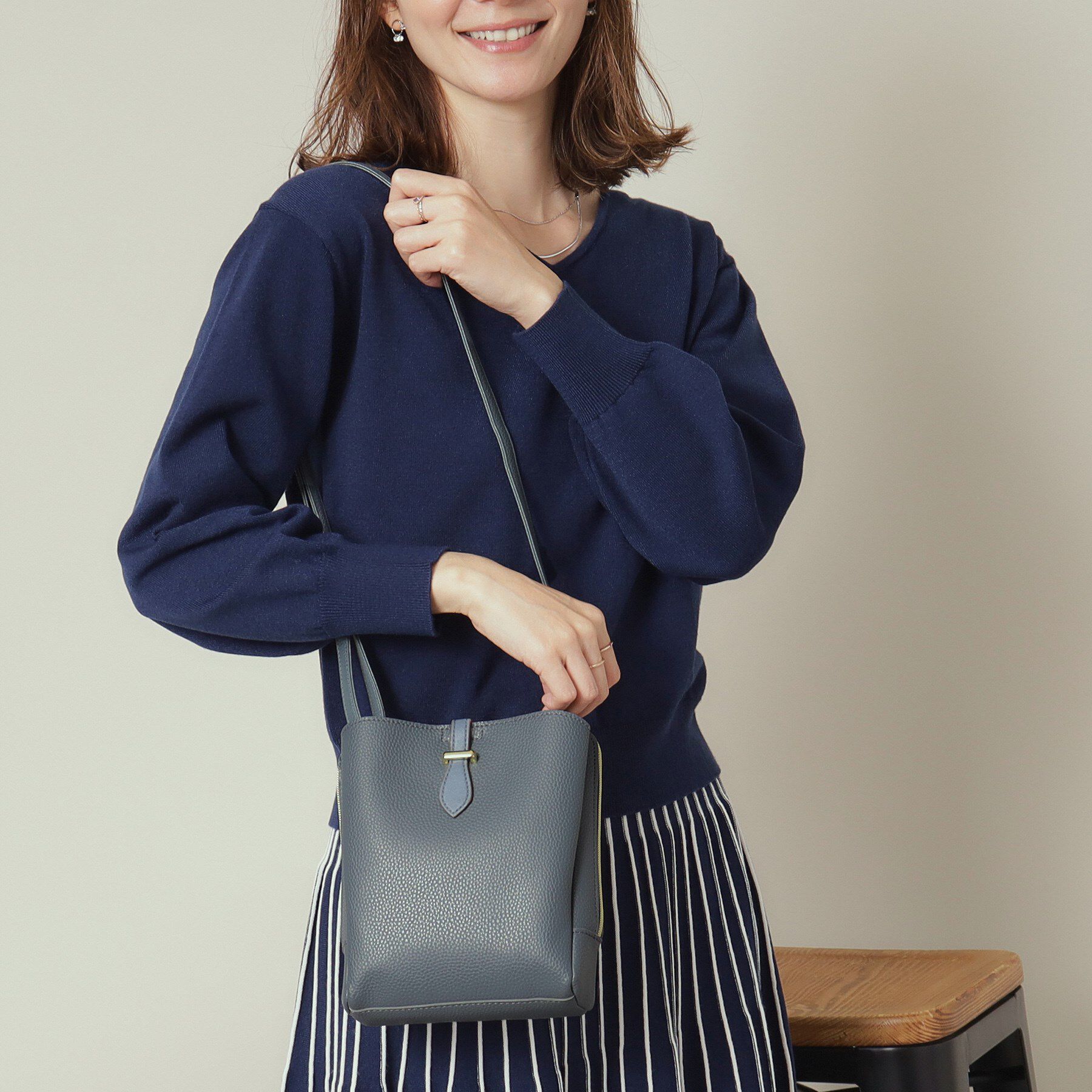 ITS&rsquo;DEMO「ベルト三層ミニショルダー」|ショルダー・メッセンジャー|ブルー(092)