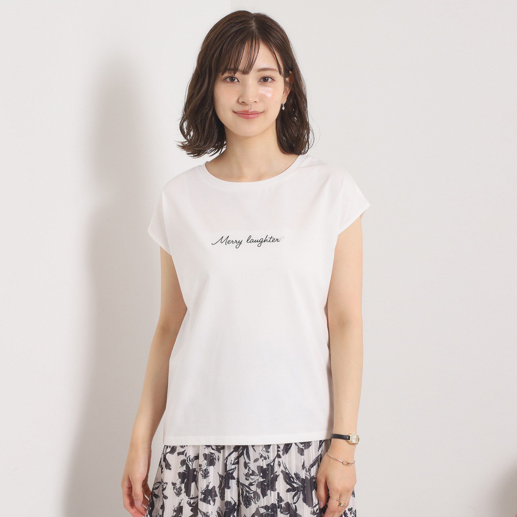 ITS&rsquo;DEMO「【接触冷感／洗濯機OK】刺繍&times;パール調ロゴフレンチT」|Tシャツ・カットソー|