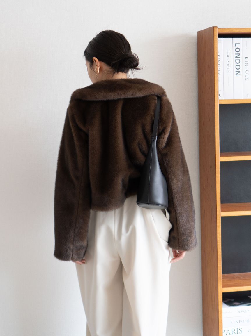 SNIDEL「ステンカラーショートファーコートジャケット」|ステンカラーコート|