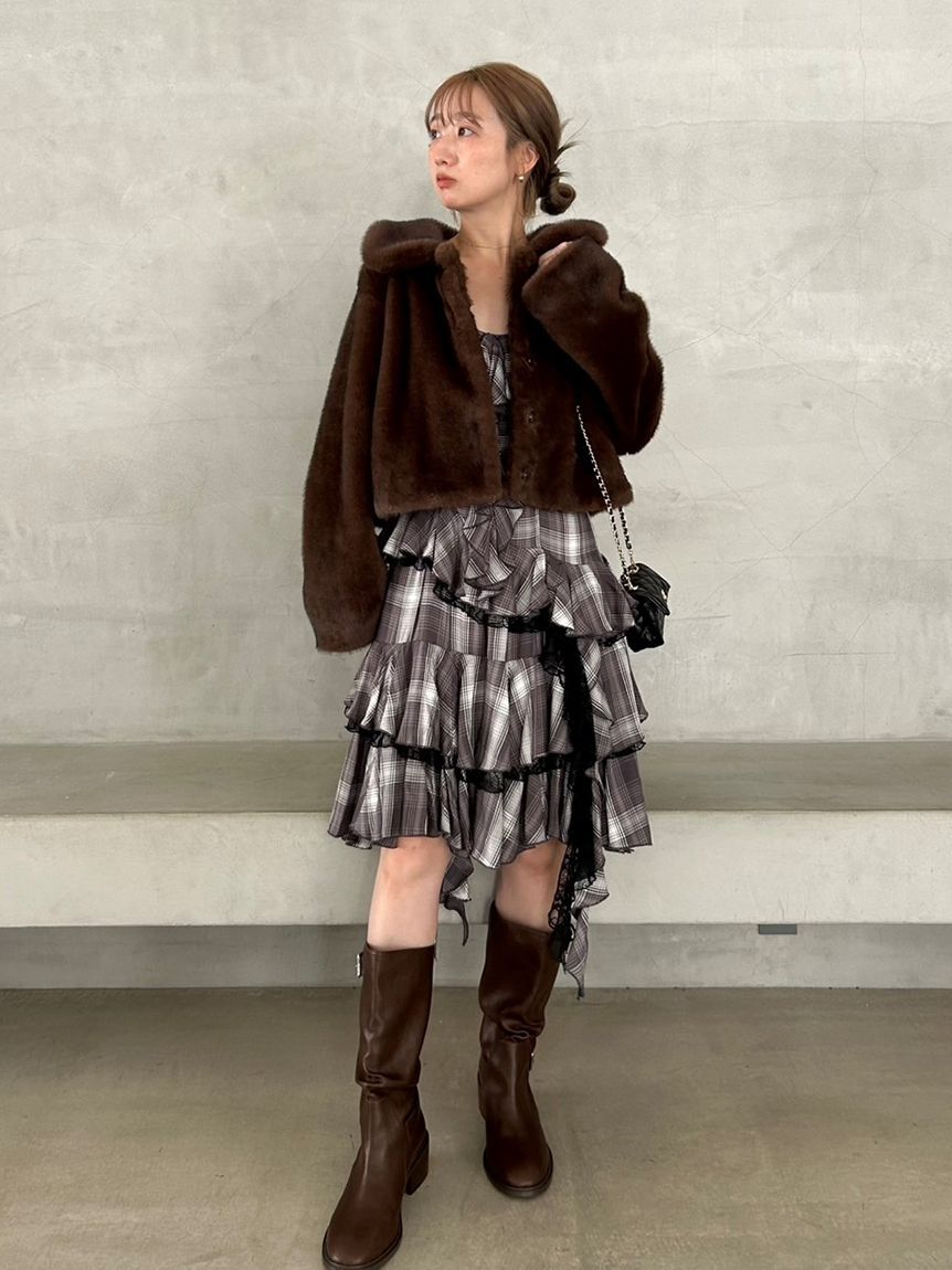 SNIDEL「ステンカラーショートファーコートジャケット」|ステンカラーコート|