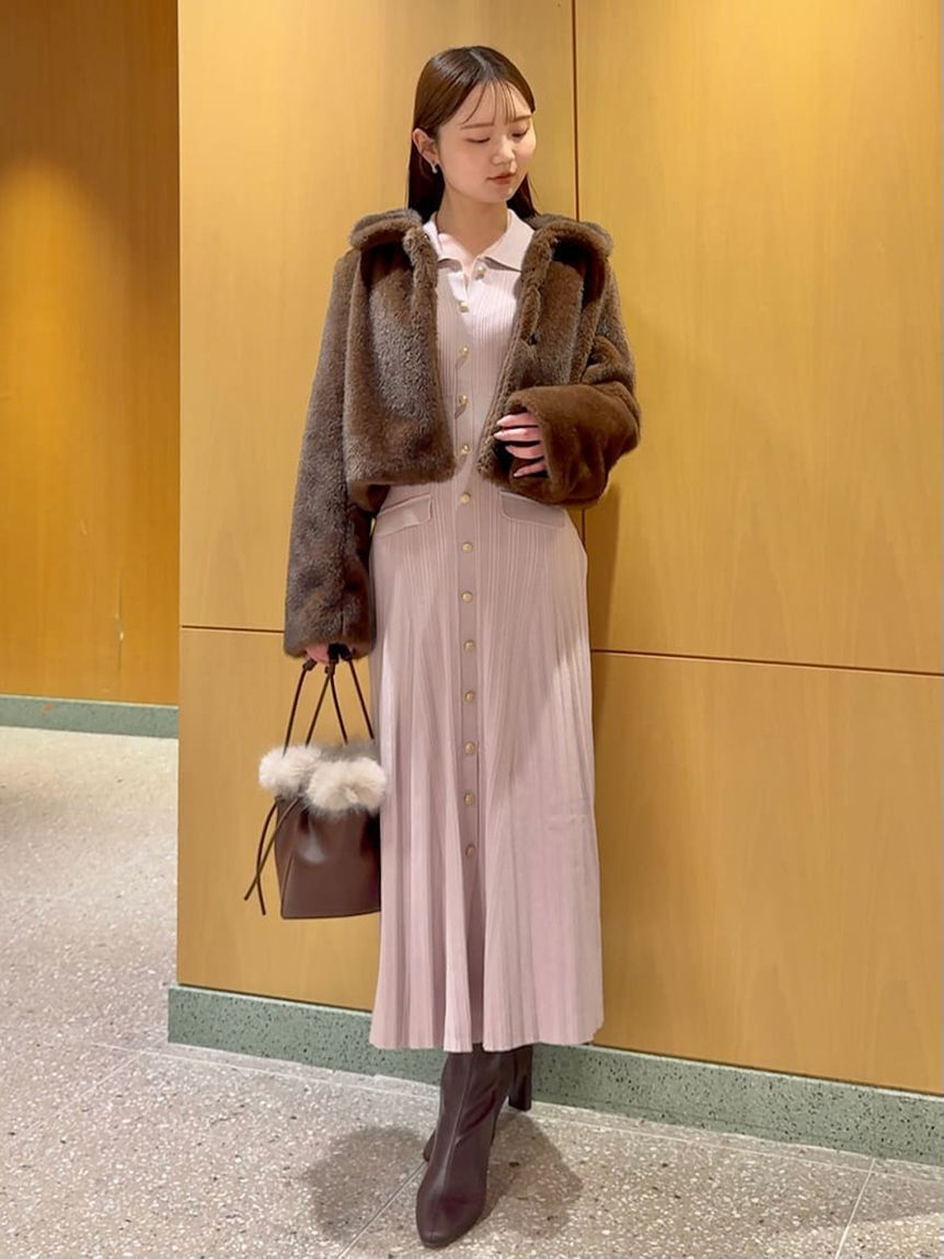 SNIDEL「ステンカラーショートファーコートジャケット」|ステンカラーコート|