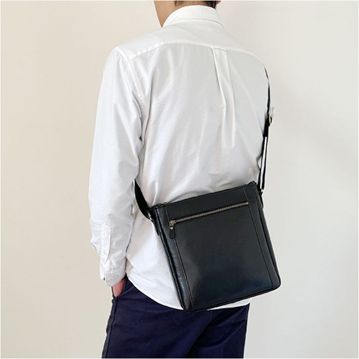 BACKYARD FAMILY「SADDLE サドル ショルダーバッグ ショルダーバック 通販 ショルダー 肩掛け 縦 牛革 本革」|ショルダー・メッセンジャー|