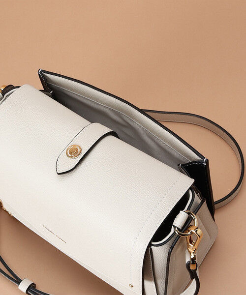 Samantha Thavasa「ビジューチャーム付き ショルダーバッグ」|ショルダー・メッセンジャー|