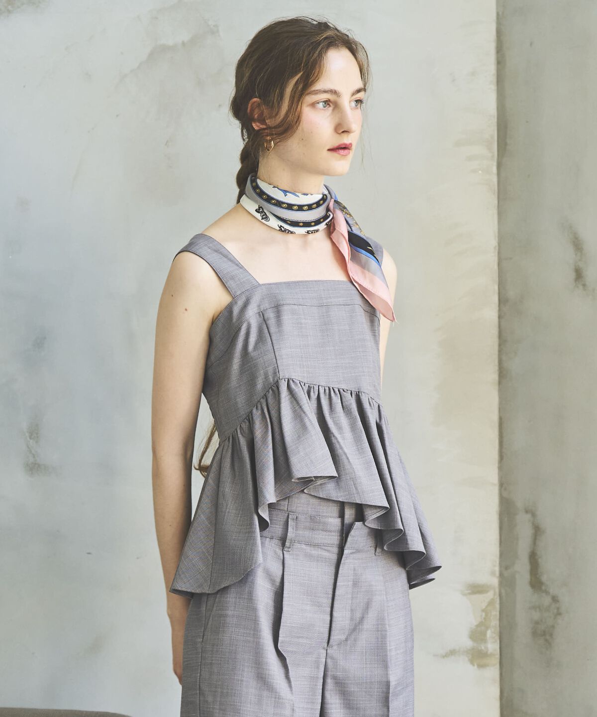 アンドクチュール「シャンブレーペプラムキャミブラウス」|シャツ・ブラウス|